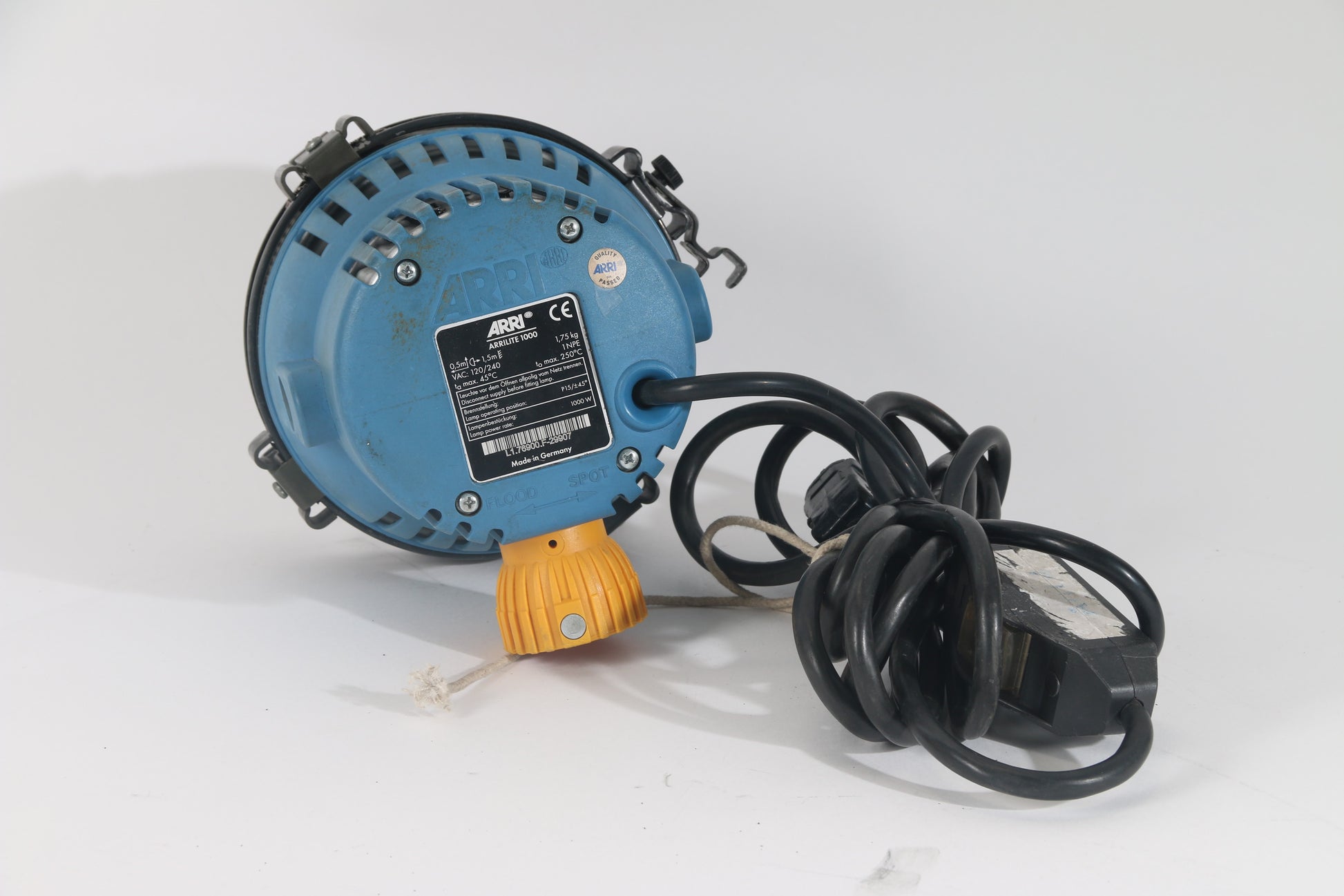 ARRI STUDIO 1000 Spotlight Avec / Barn Porte, Gel Support ARRI STUDIO 1000 Spotlight Avec / Barn Porte, Gel Support
