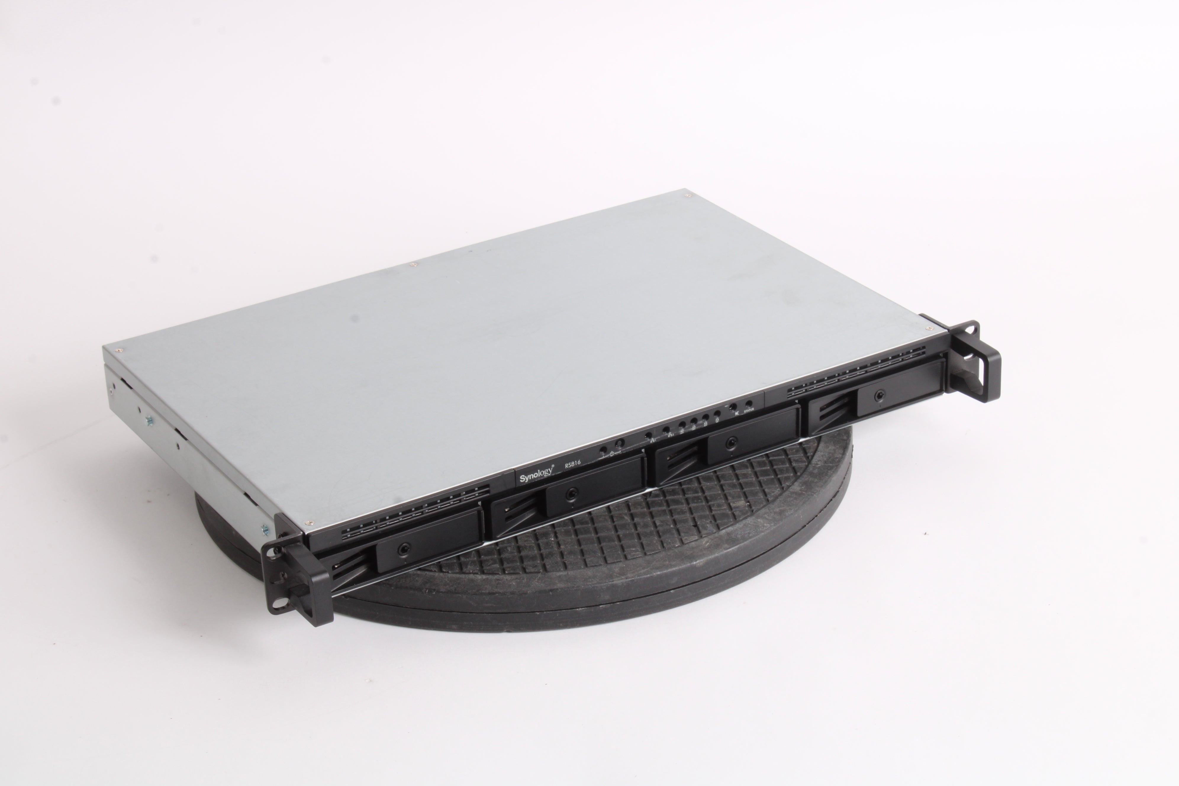 Synology RS816 Rackstation With 4x Caddies and Rack Ears With Handles ...