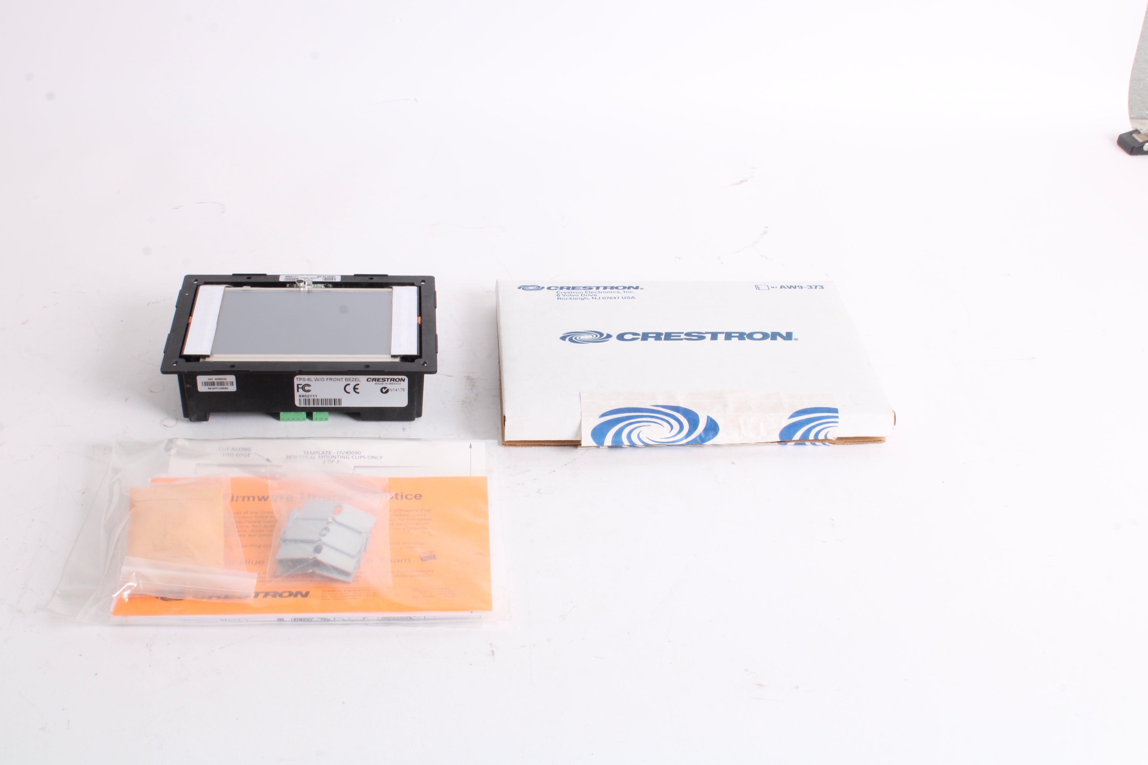 Crestron TPS-6L Touchpanel Display and TPS-6L-FPA-T-NB FRONT BEZEL Alm ...