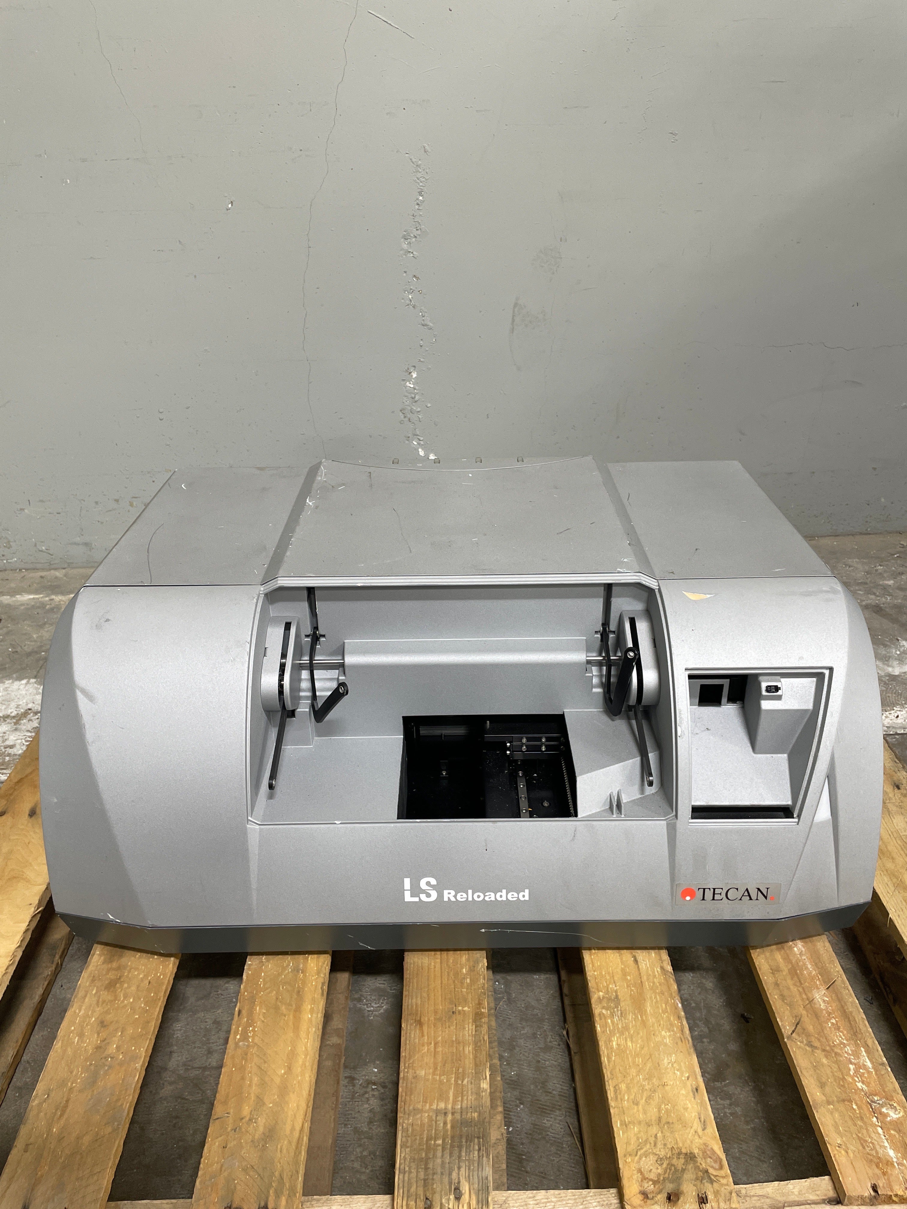 Tecan LS Reloaded Scanner 16129020 Fluorescent Microarray Scanning - A ...