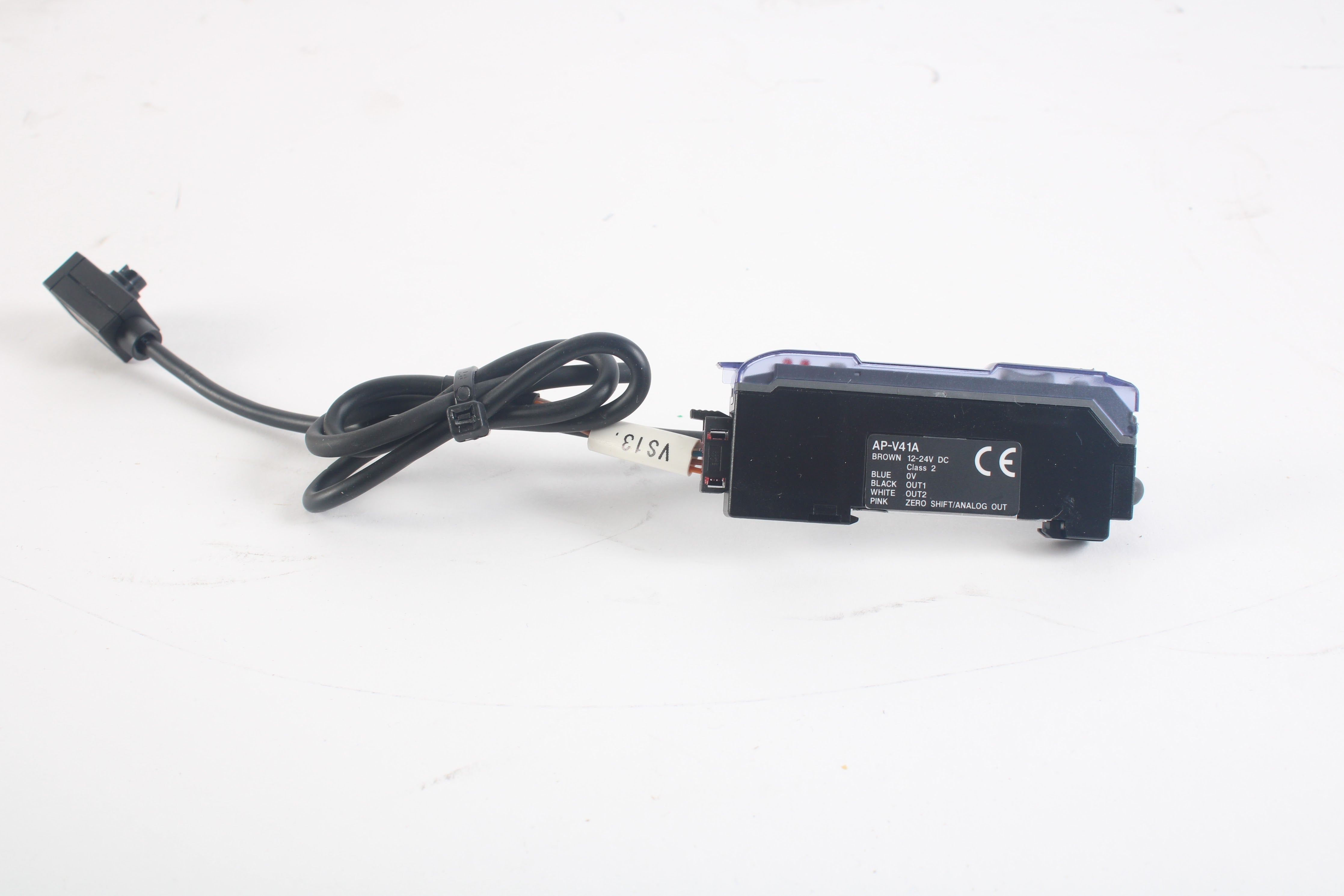 Keyence AP-V41A Digital Pressure Sensor Amplifier W/ Keyence AP-44 Sen ...