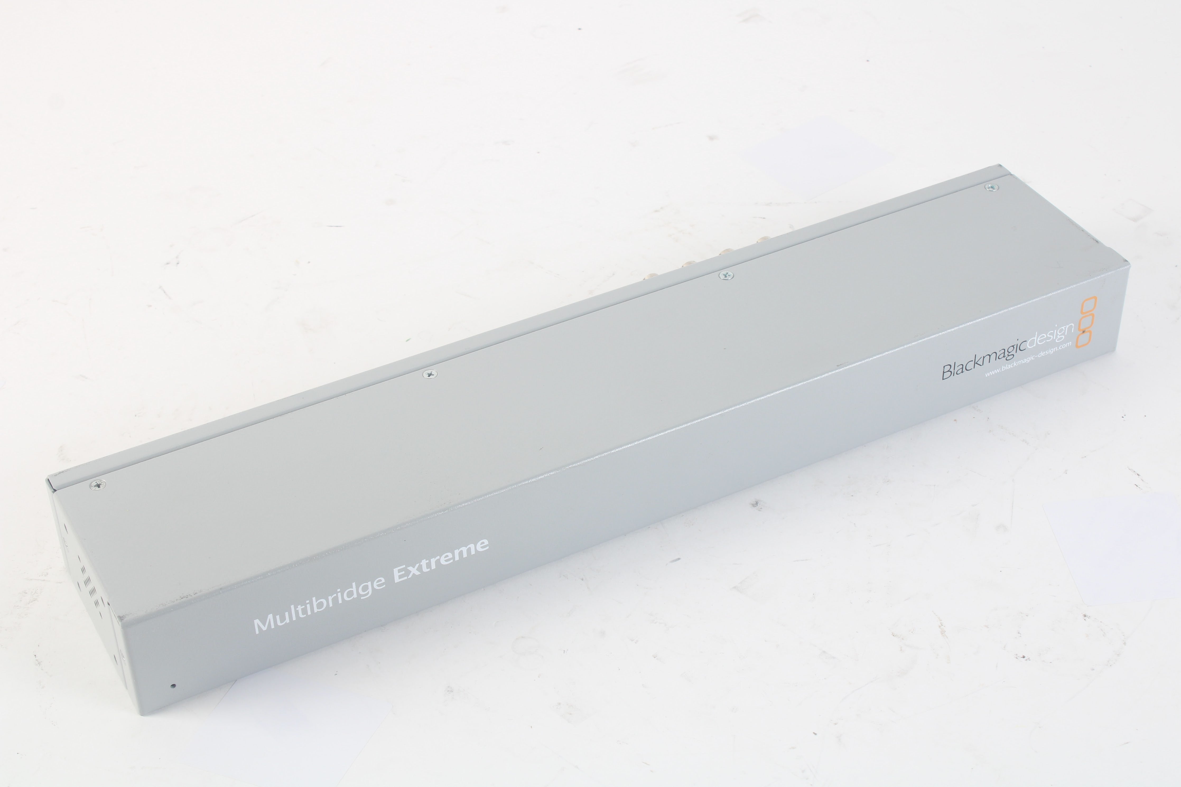 BLACKMAGIC DESIGN - Multibridge Extreme Editing System & Format Conver ...