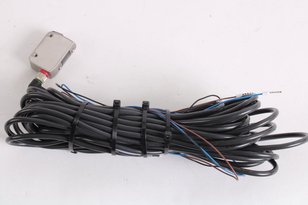 Keyance Io Link Module Keyence LR-ZH500CP IO-Link Rectangular W/ M8 Connector type 500mm and ...
