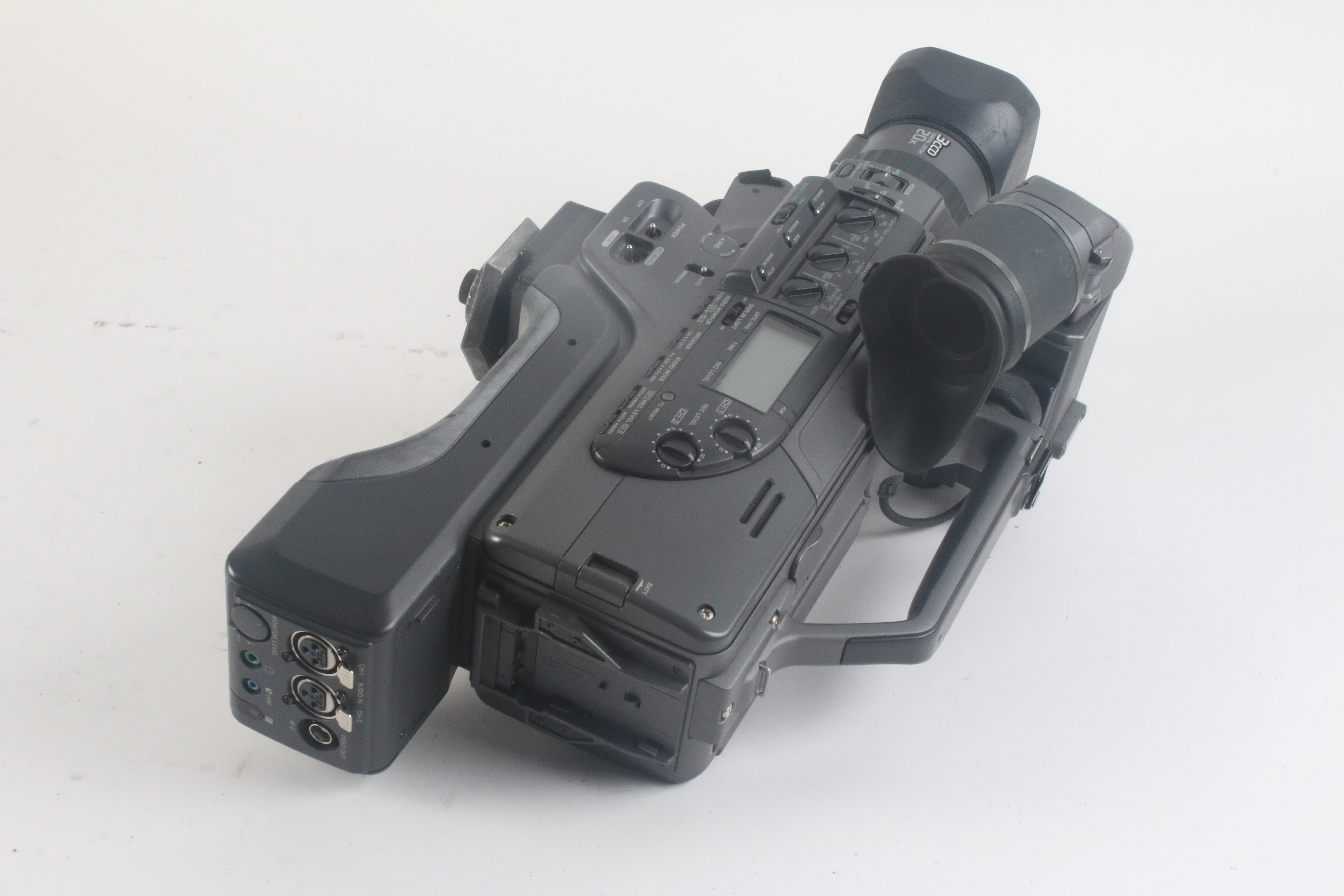 Sony DSR-200A DVCAM Digital Camcorder W/ Battery Adapter NPA-1000
