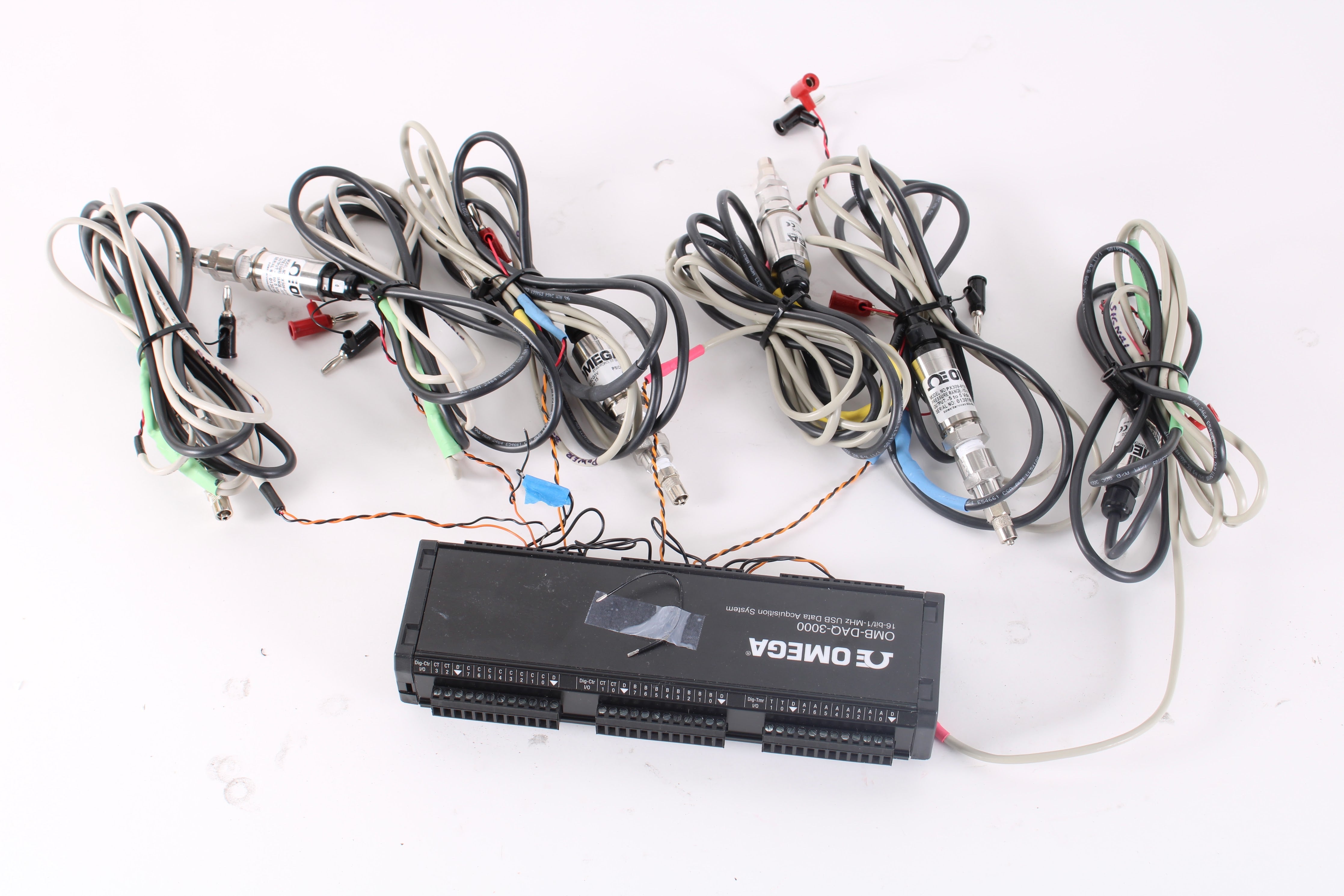 Omega OMB-DAQ-3000 16-Bit/1-Mhz USB Data Acquisition System - No Power ...