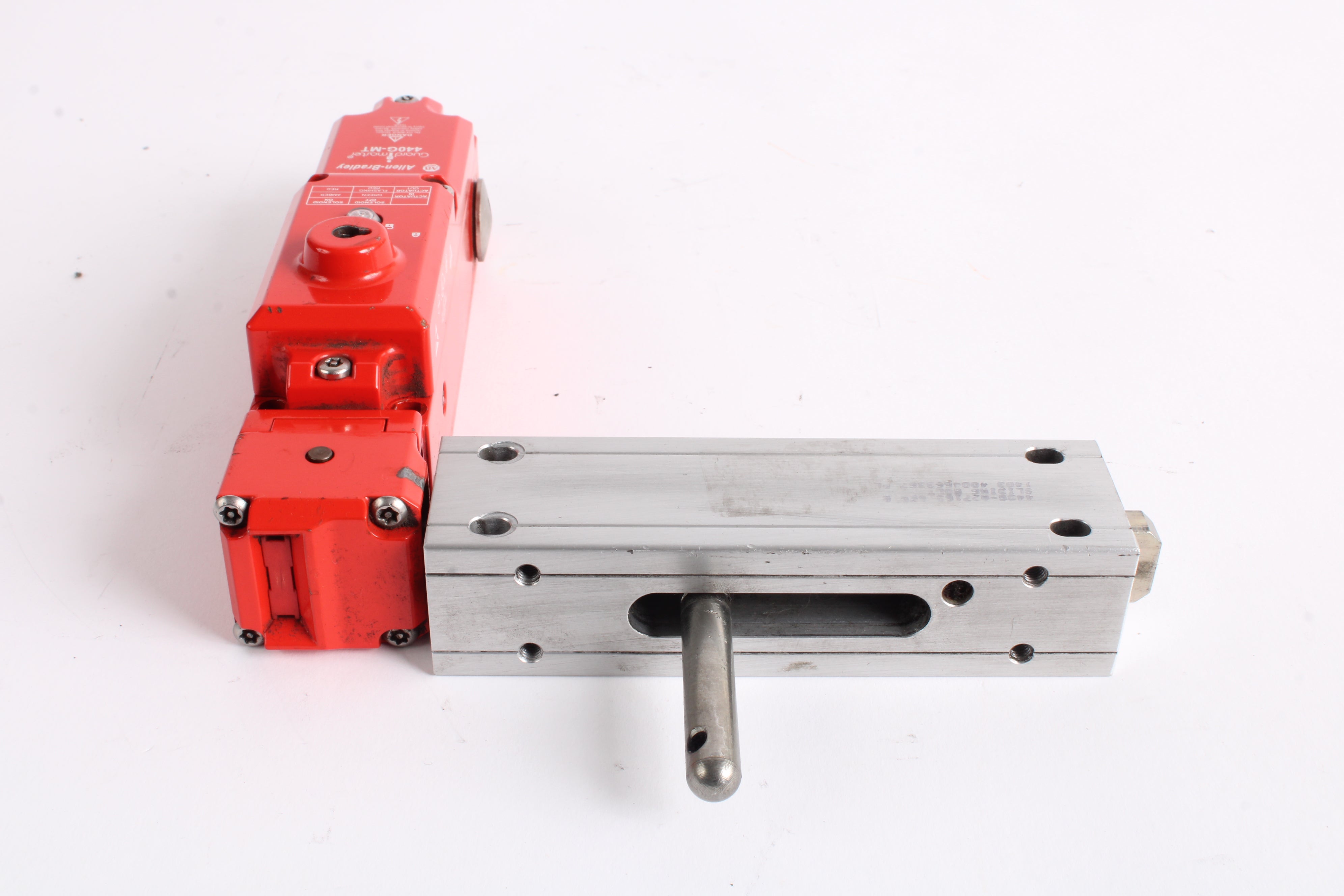 Allen Bradley 440G-MT Guardmaster Guard Locking Switch 440G