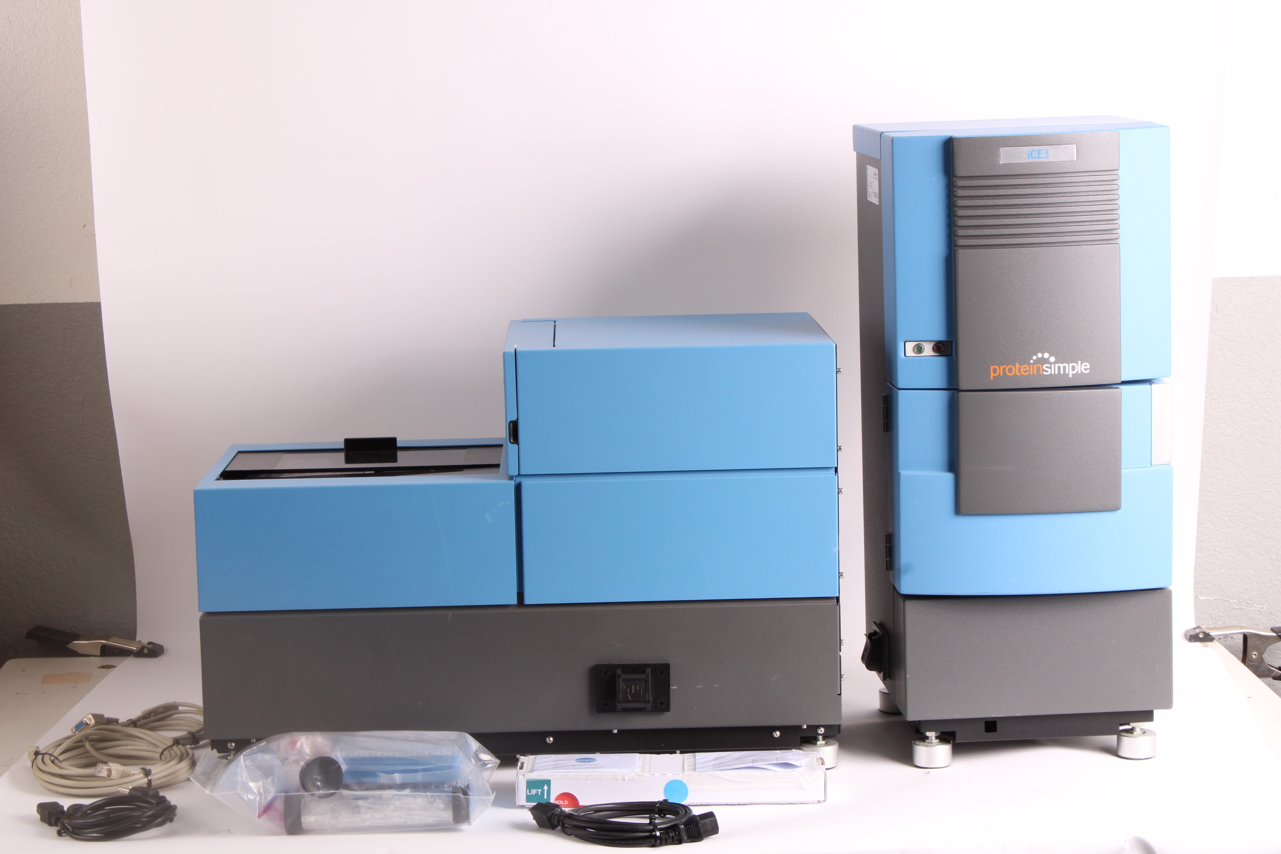 ProteinSimple iCE3 Protein Analyzer w/ cIEF MicroInjector Next Autosam ...