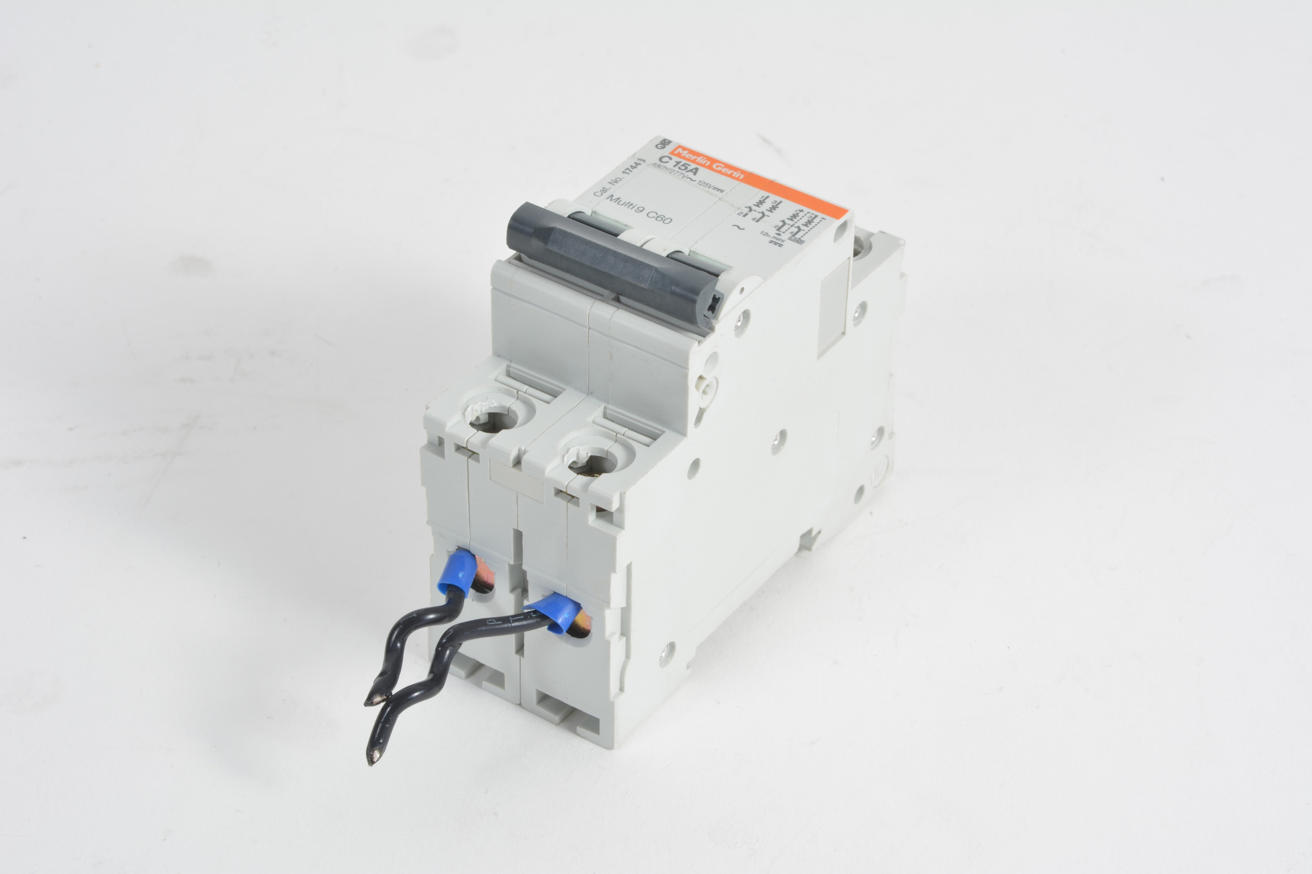 Merlin Gerin Multi 9 C60 C15A System Protection Miniature Circuit Brea ...