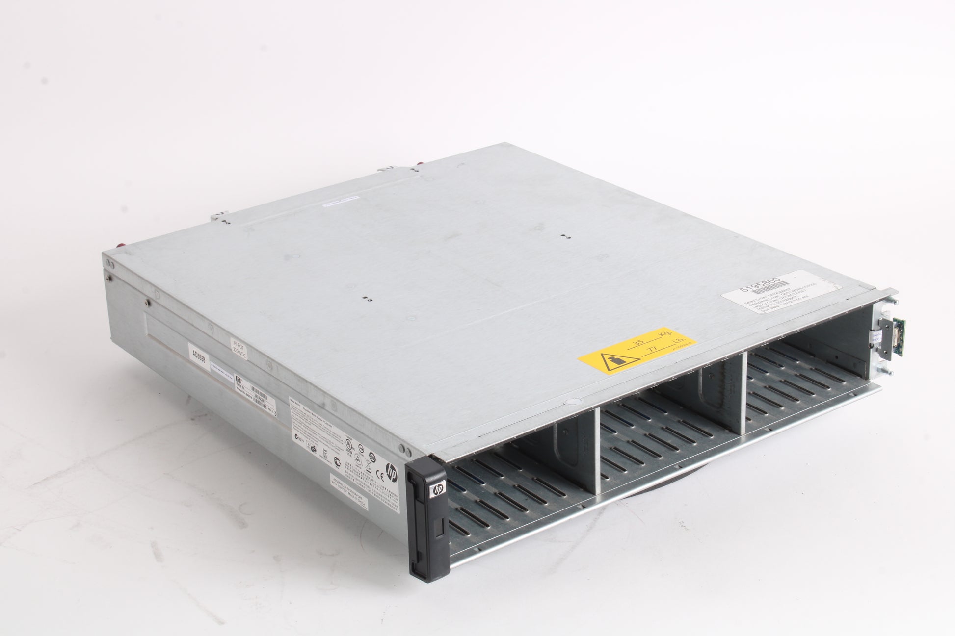 HP StorageWorks P2000 G3 iSCSI MSA Dual Controller SFF Disk Array W/ 2 ...