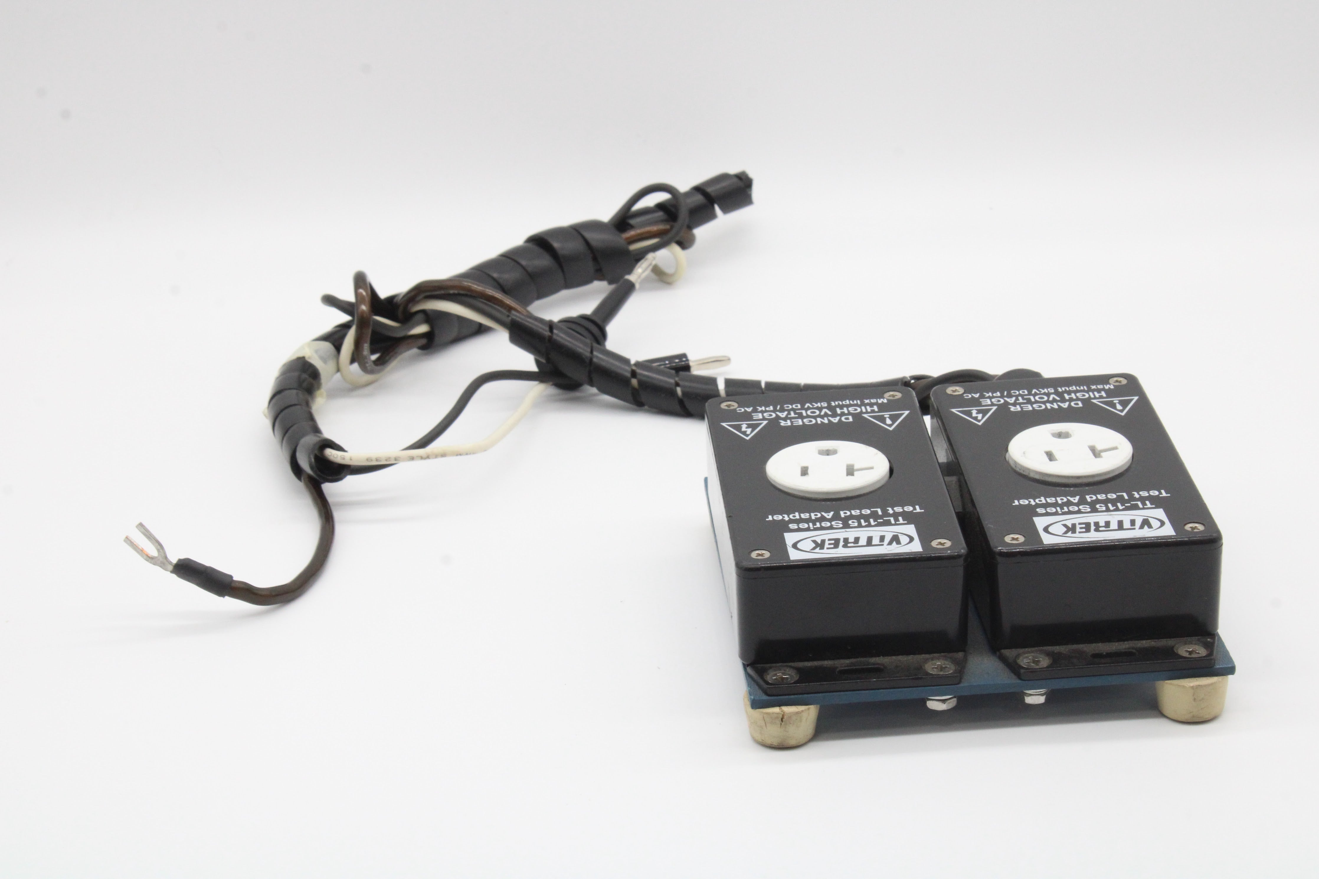 Vitrek 2x: TL-115 Power Socket Hipot Test Lead Adapter – NTC Tech
