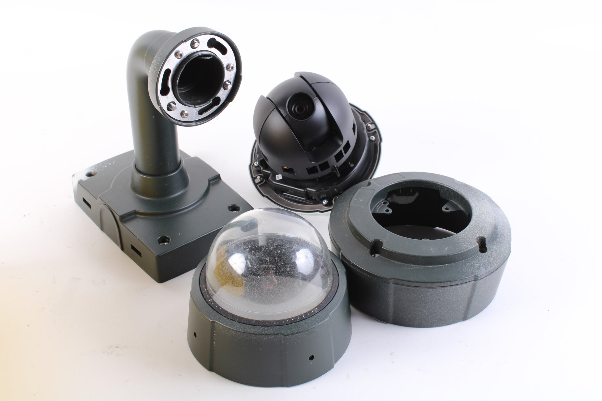 Axis 0411-001-02 P5512-E 60Hz Outdoor Dome PZT Network Camera