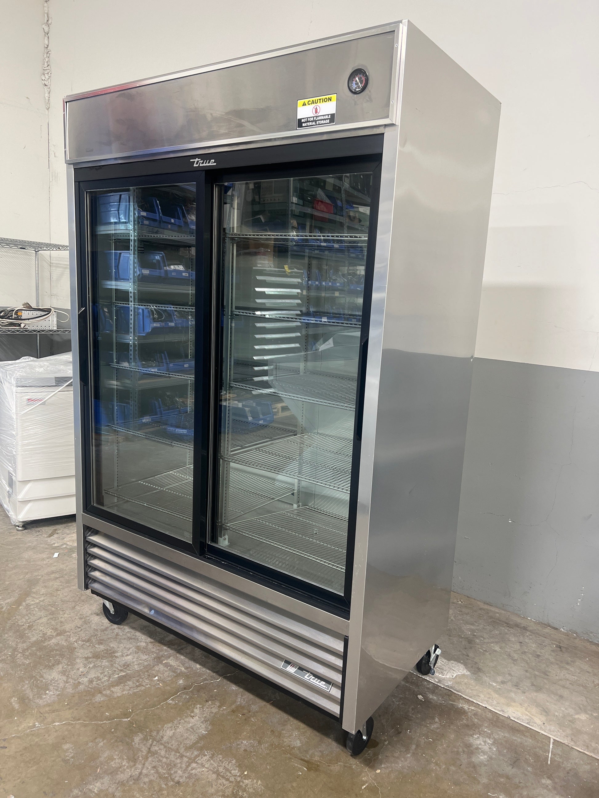True TSD-47G-LD Reach-In Refrigerator With 10x Rack (Manufactured 2016 ...