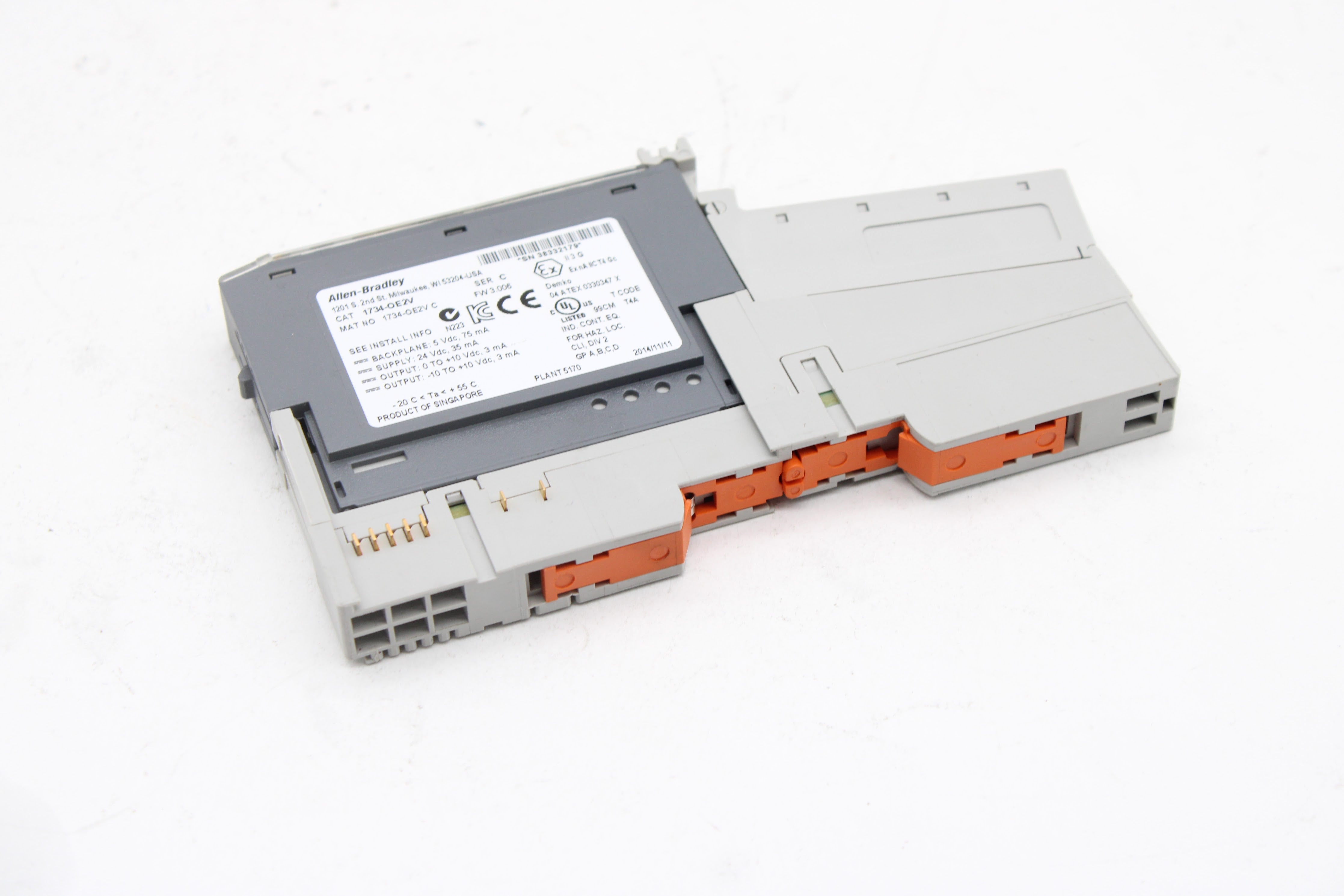 T Point Point Module Allen Bradley 1734-OE2V POINT I/O 2 Point Module + 1734-MB Series A Mo ...