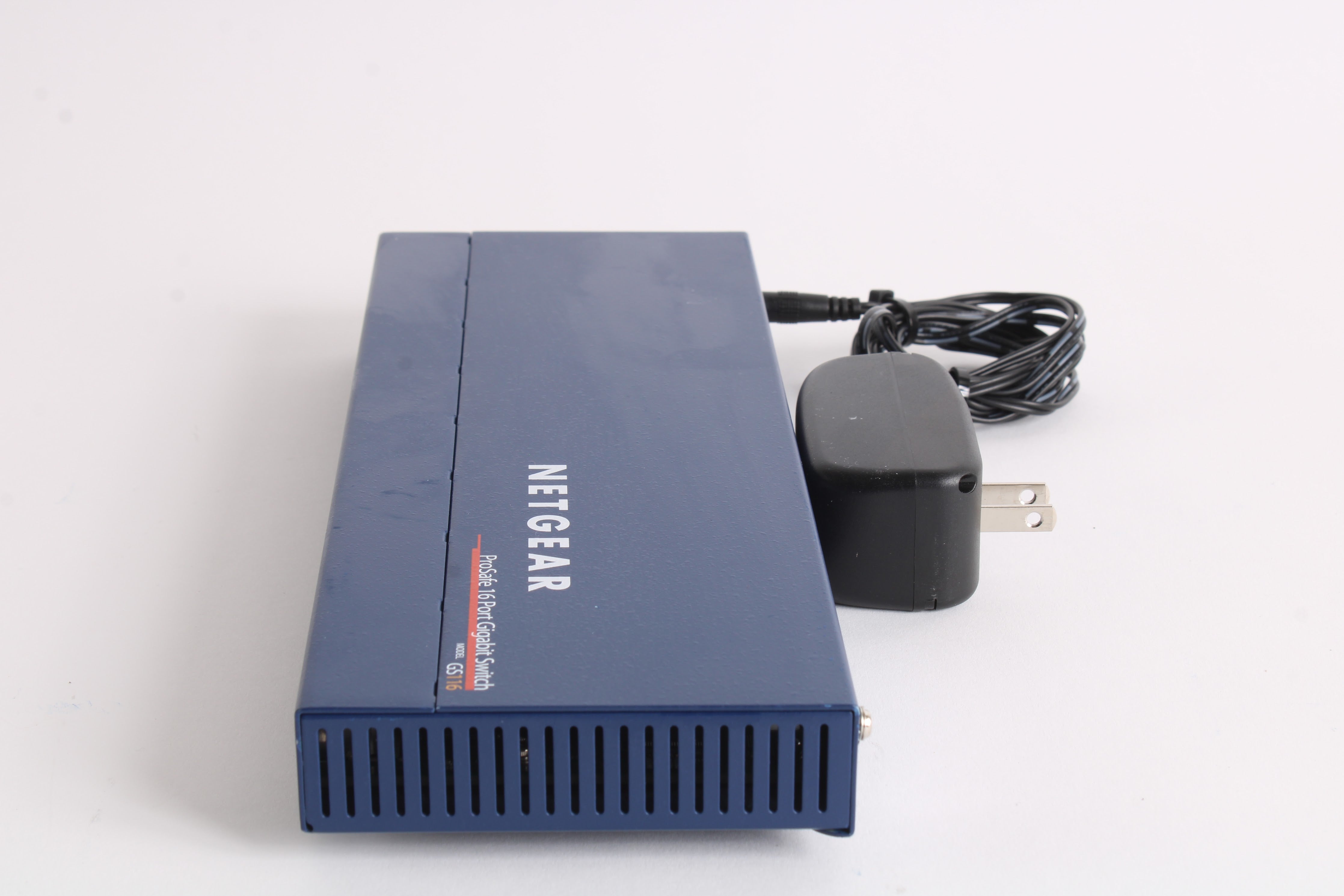 Netgear GS116 ProSafe 16-Port Gigabit Desktop Networking Switch W