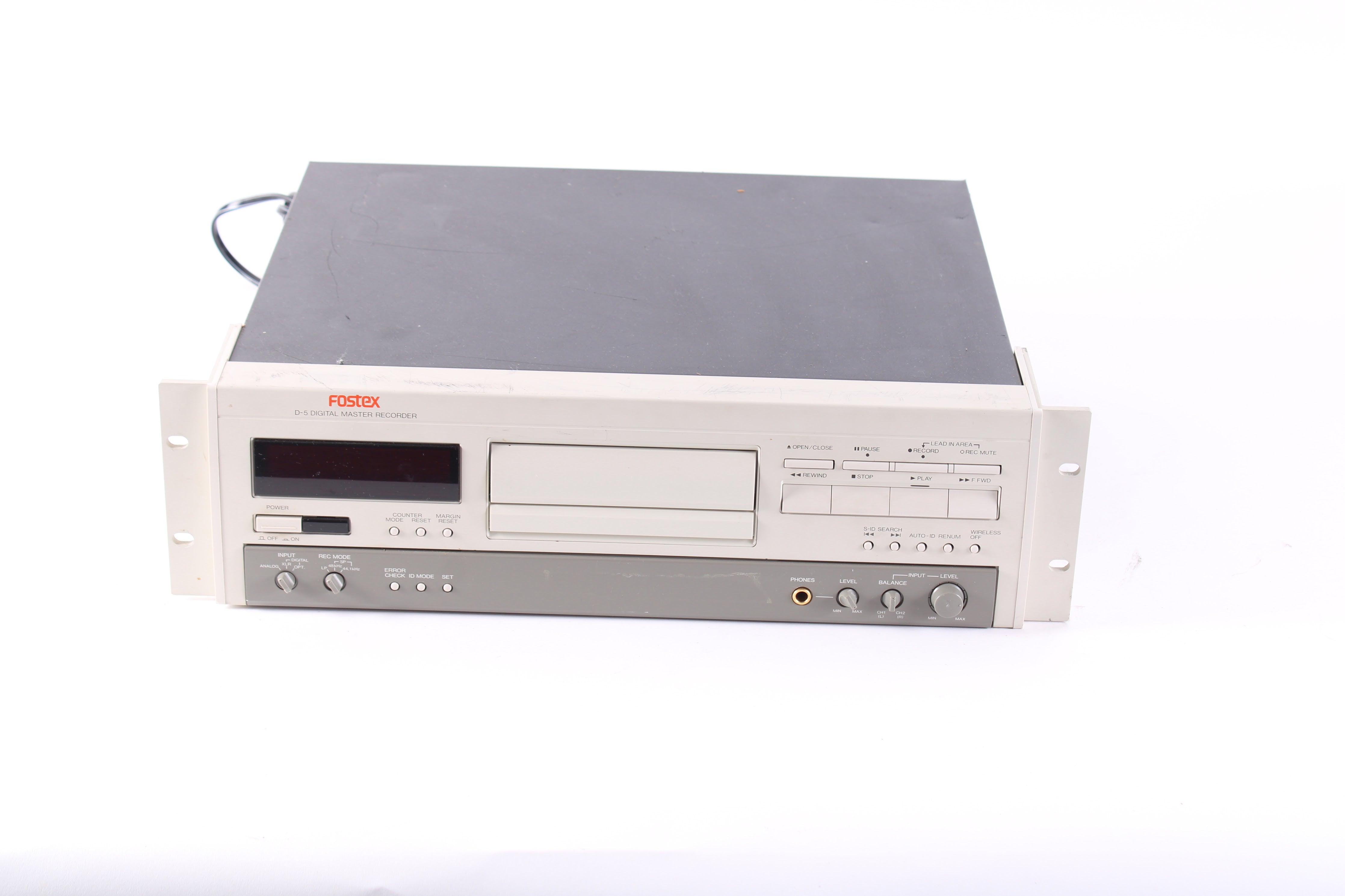 Fostex D-5 Digital Master Professional DAT Recorder W/ Rack Ears – NTC Tech