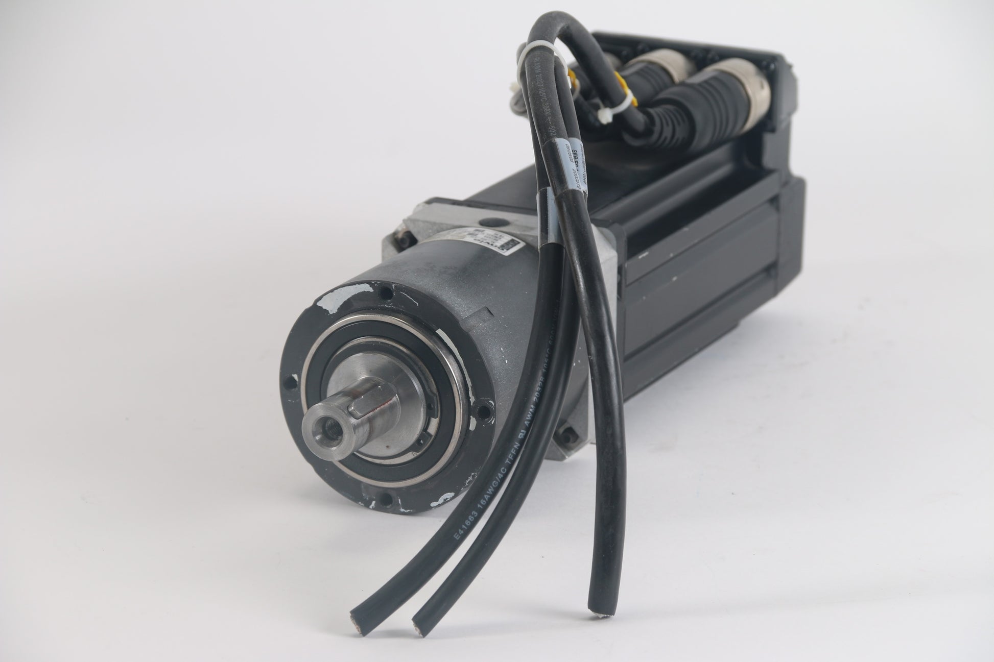 AllenBradley MPLB330PHJ24AA Servo Motor W/ Onvio Gearbox NTC Tech