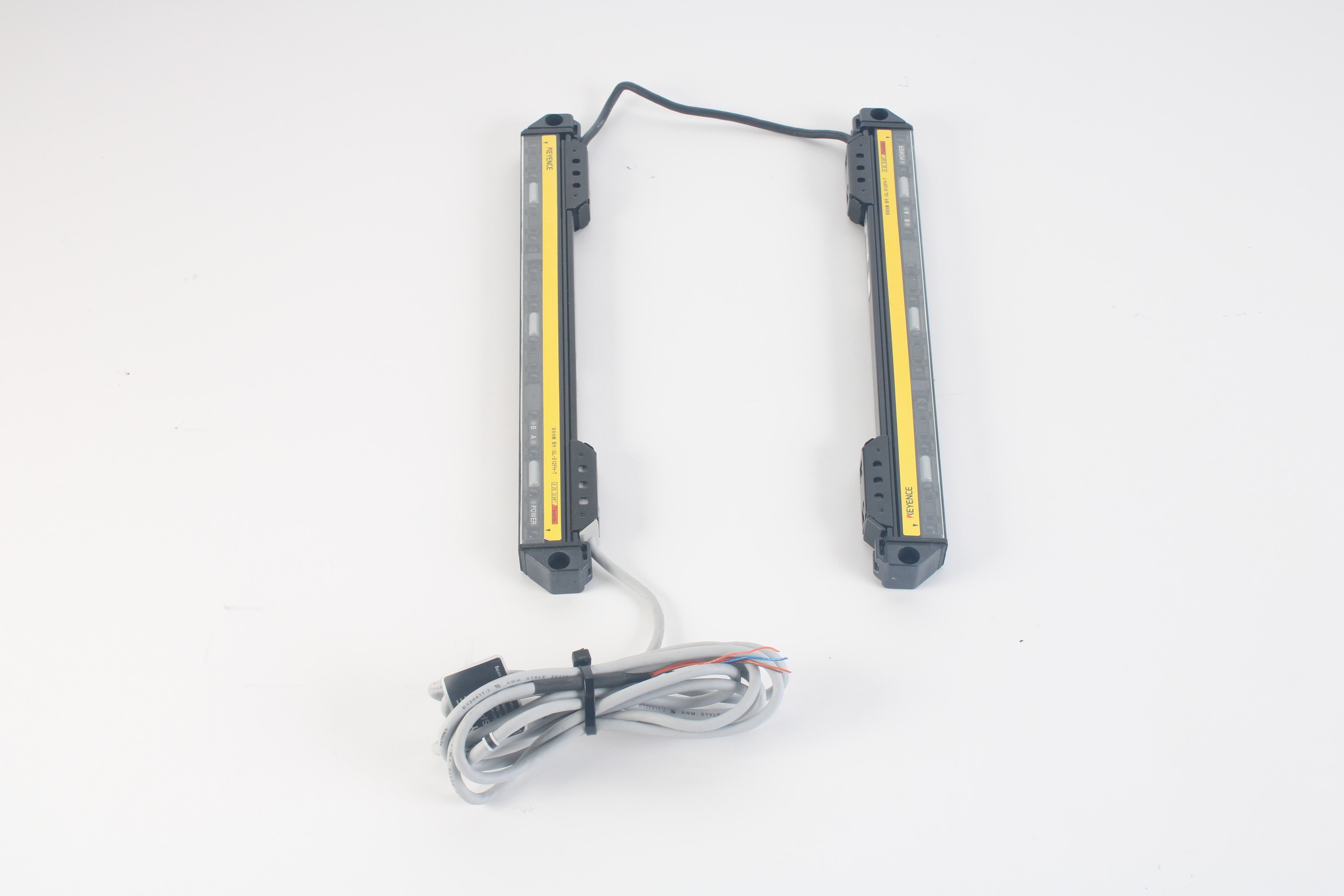 Keyence GL-S12FH-T Light Curtain (Pair) / Flat Type / Infrared LED - C ...