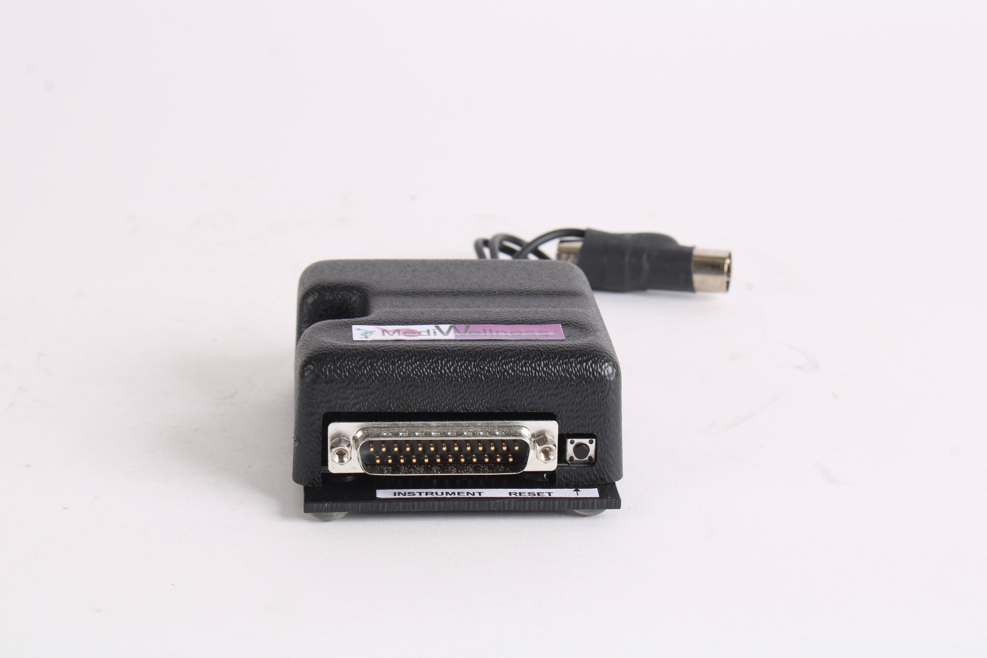 10-561040
