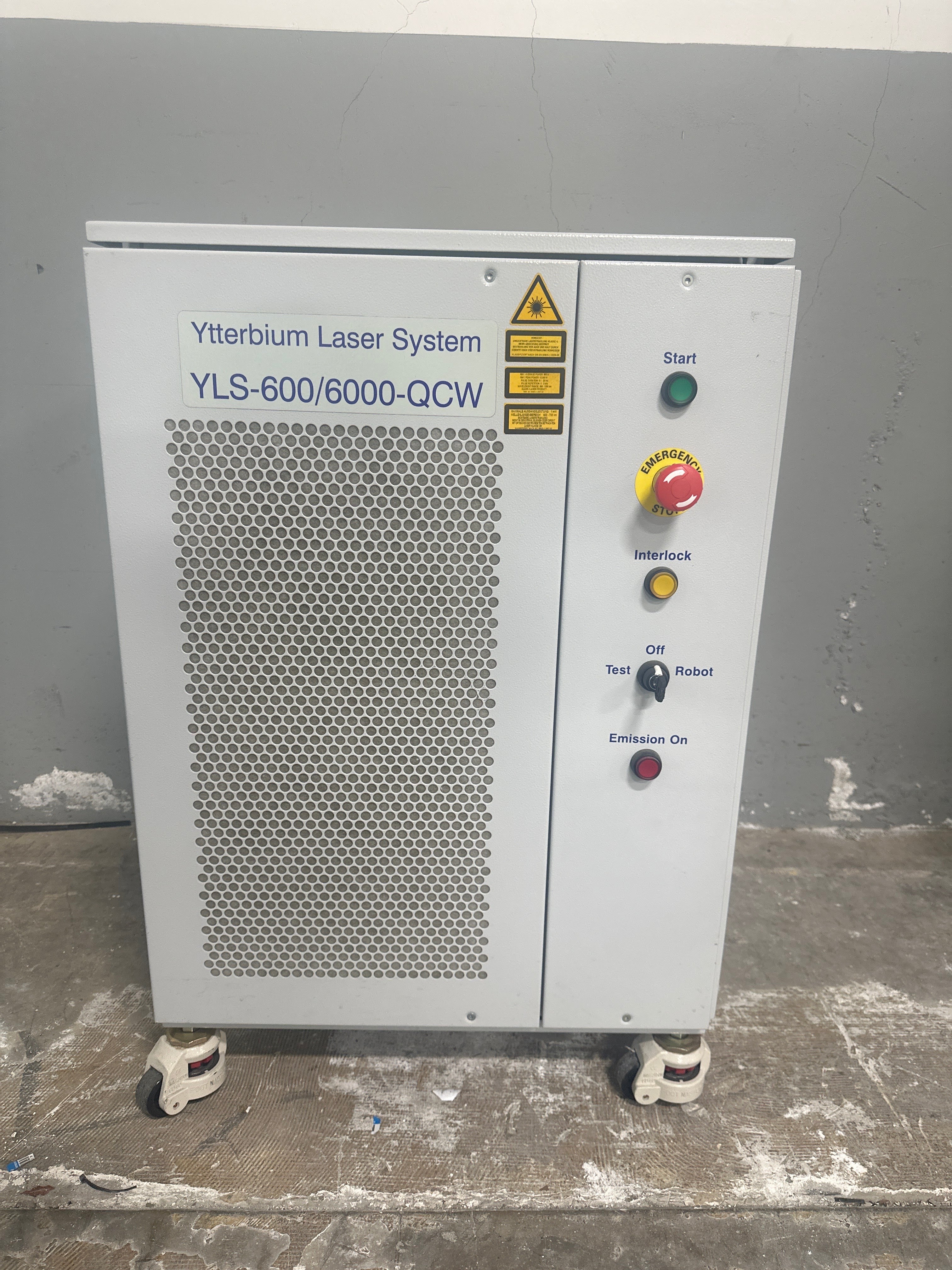Ipg Amb IPG Ytterbium YLS-600/6000-QWM-AC Laser System With Fiber Laser Cable ...