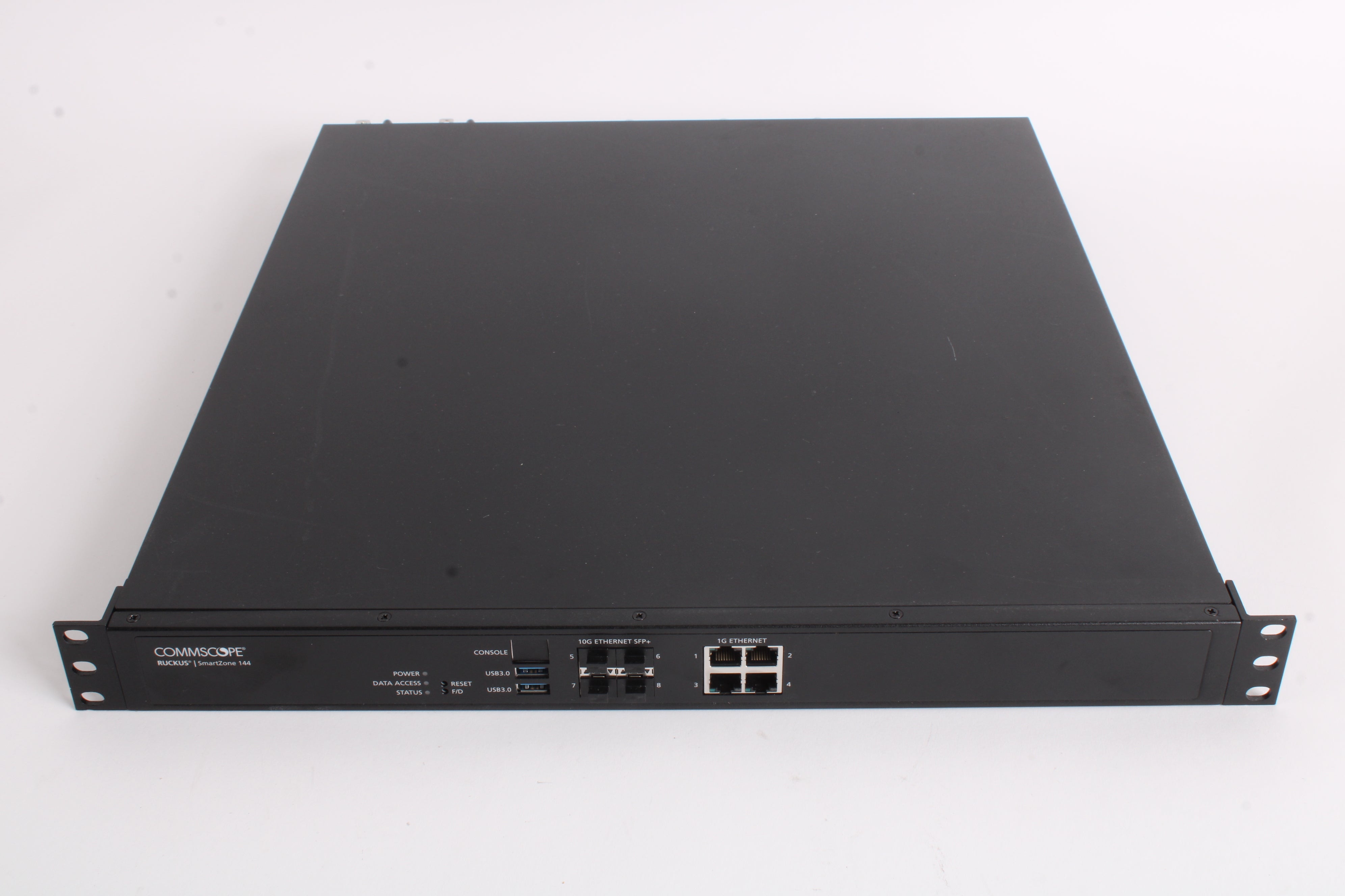 Commscope Ruckus SmartZone 144 SZ144 Network Management Device W/ Rack ...