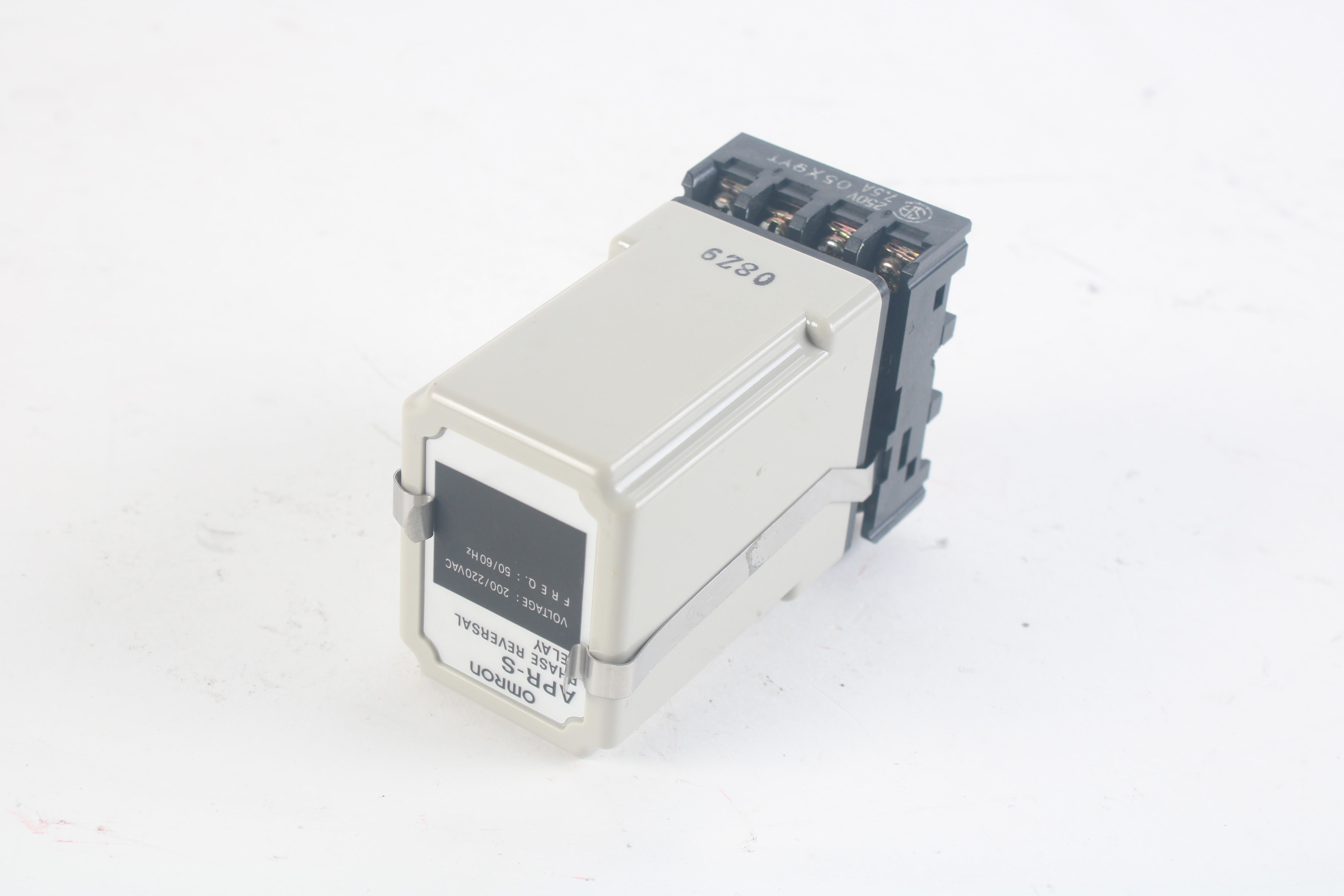 Apr Switch Omron APR-S Phase Reversal Relay – NTC Tech