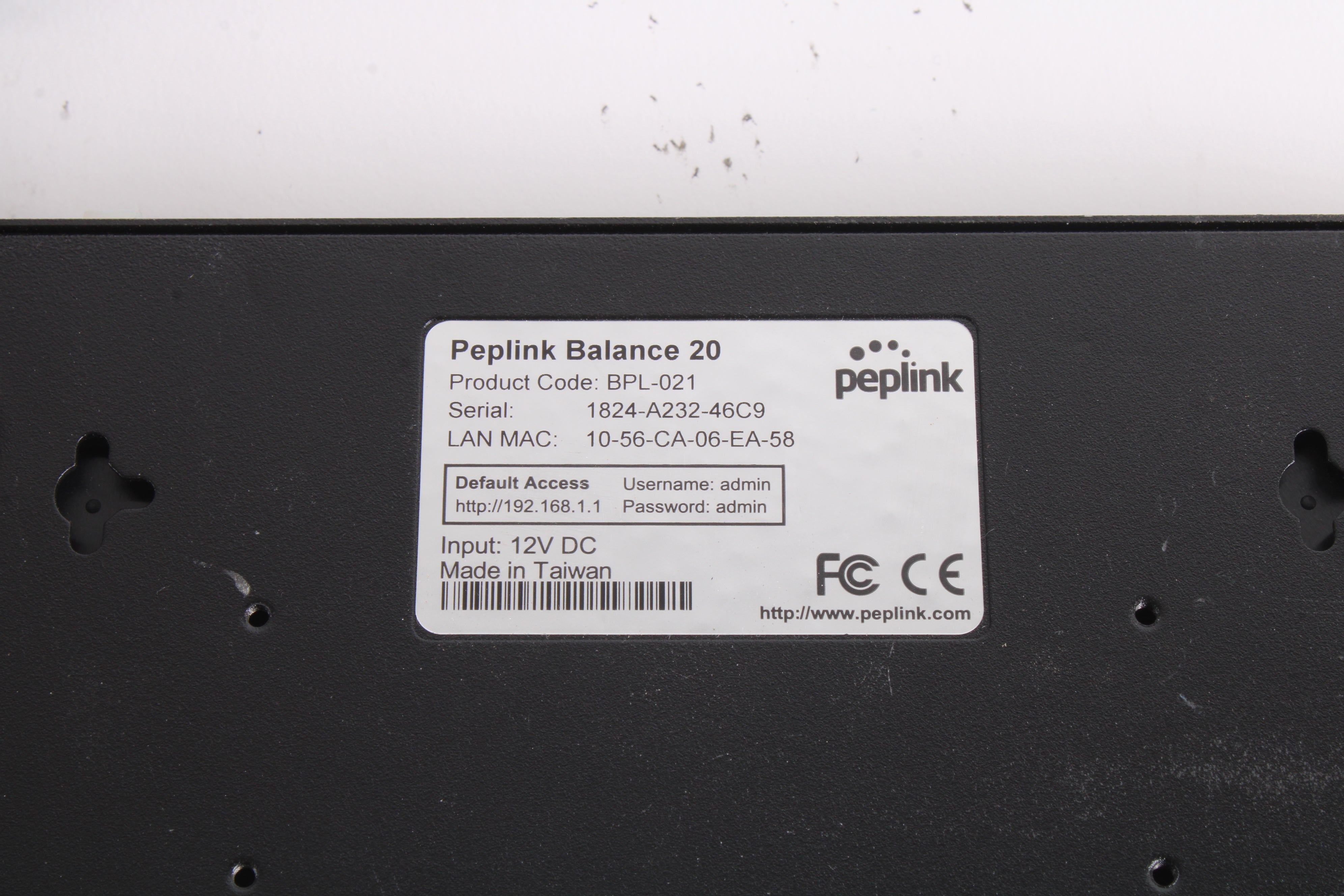 Routeur Peplink Balance 20 Dual-WAN BPL-021 D'occasion, Switch Intégré, Entièrement Géré