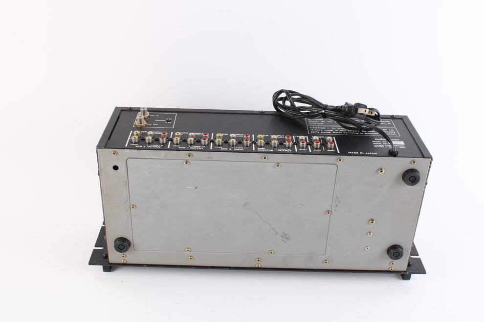 AudioSource AV-ONE Vintage Graphic Equalizer Selector and Processor ...