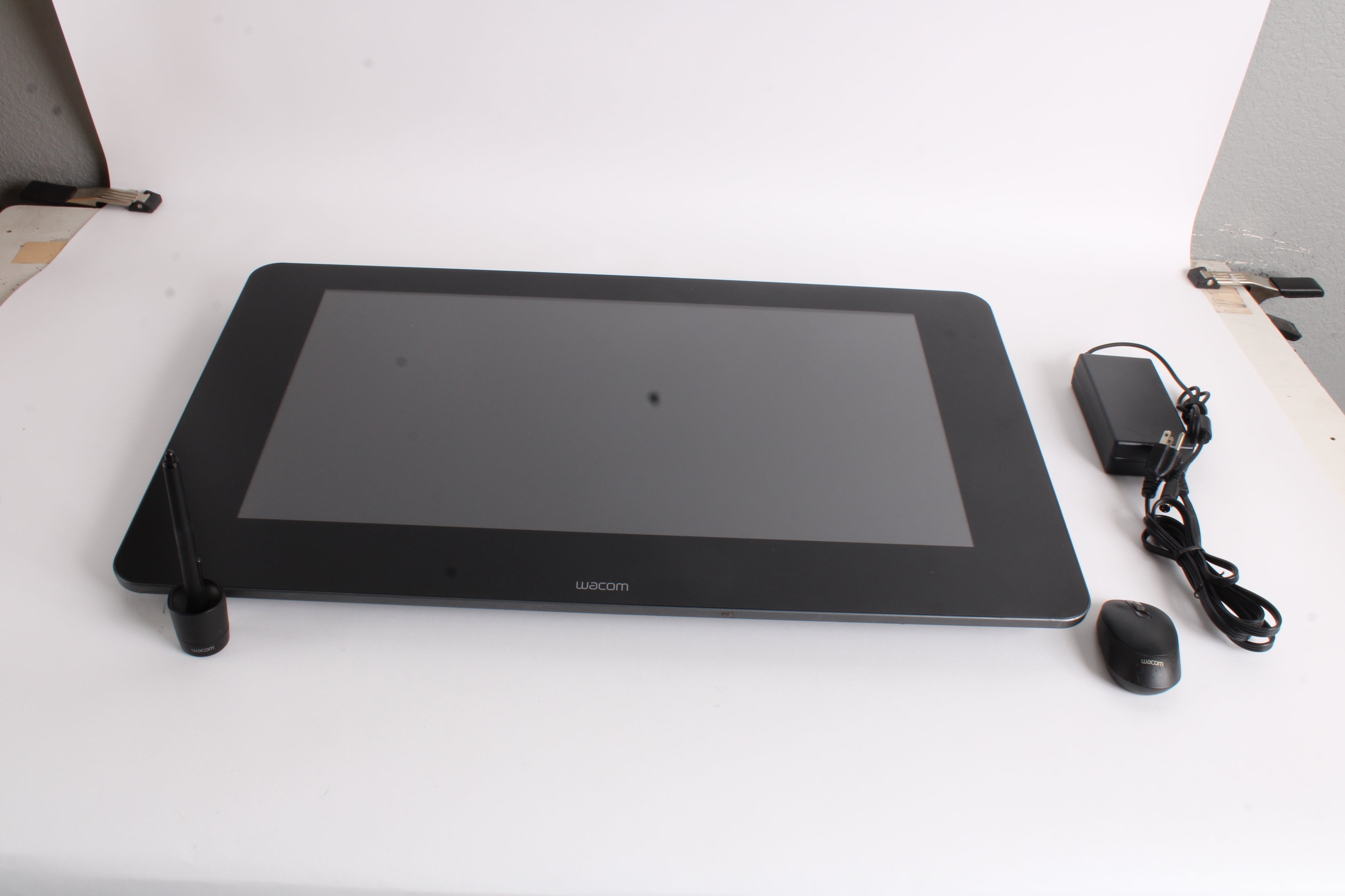 Wacom Cintiq 27QHD ＋専用スタンドセット 楽天市場】cintiq スタンド 27qhd（マウス・キーボード・入力機器