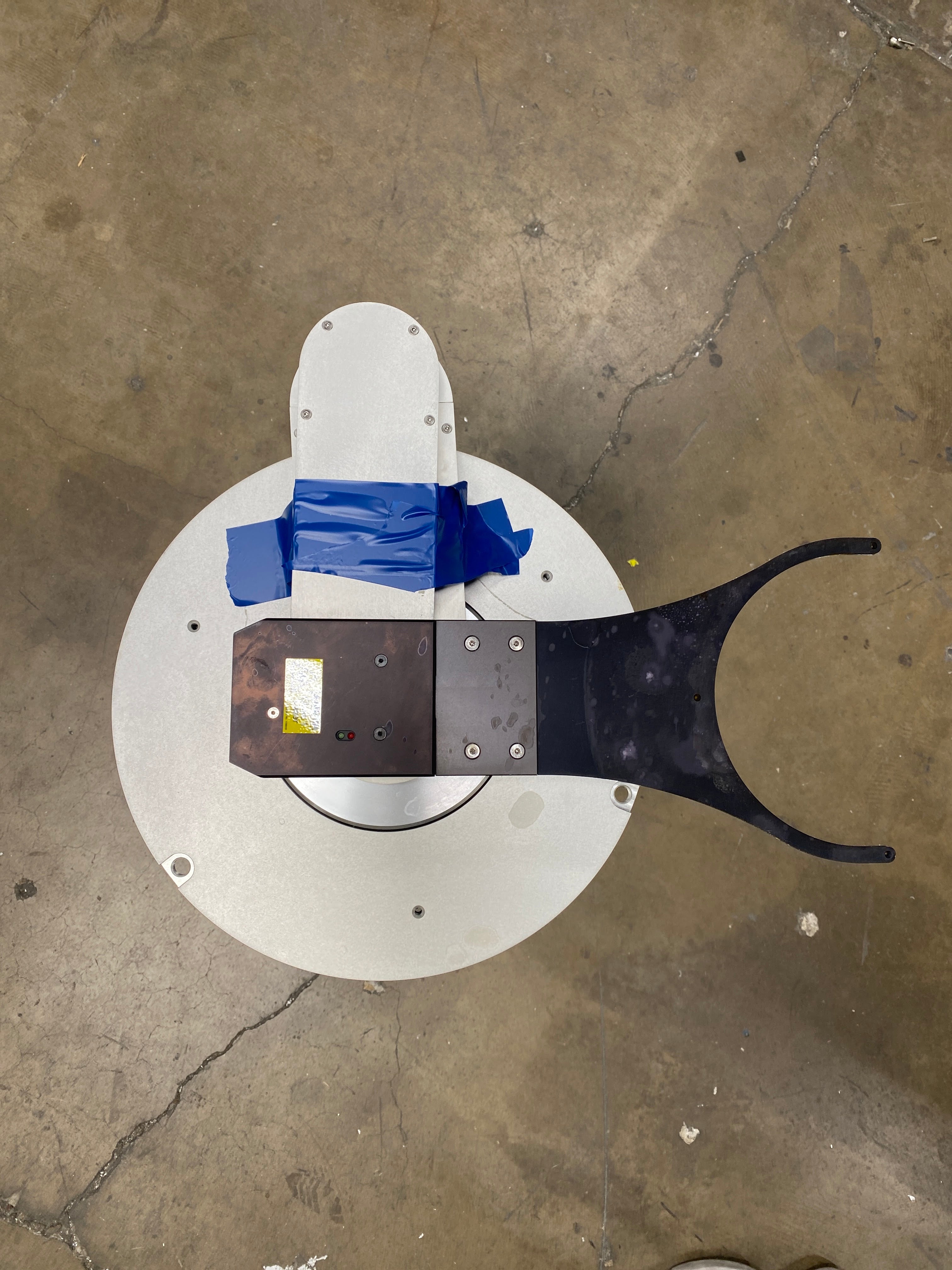 Brooks- PRI Automation 017-0950-01 Wafer Transfer Robot Brooks- PRI Automation 017-0950-01 Wafer Transfer Robot