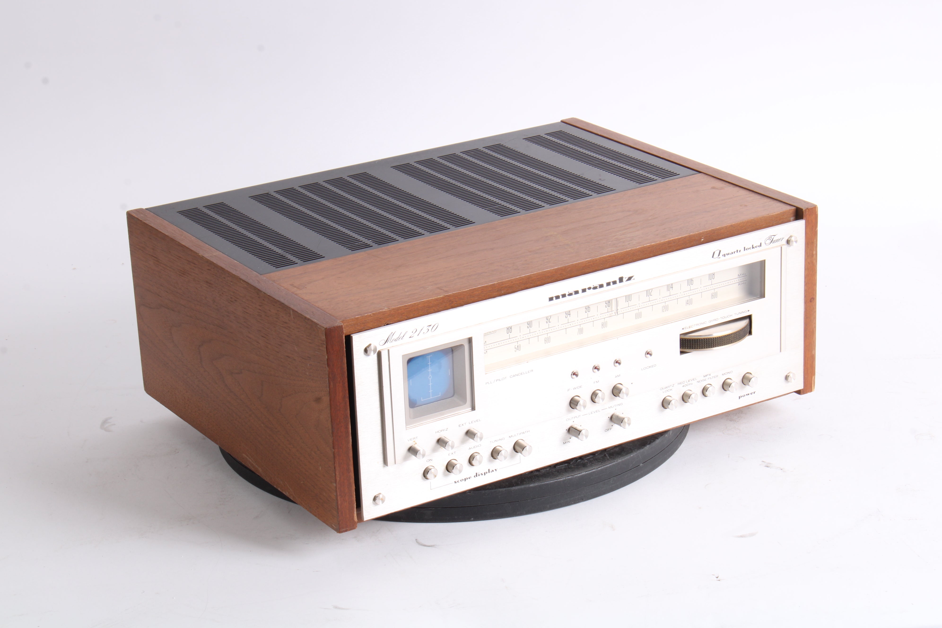Marantz 2130 AM/FM Stereophonic Tuner w/ Scope - Wood Case