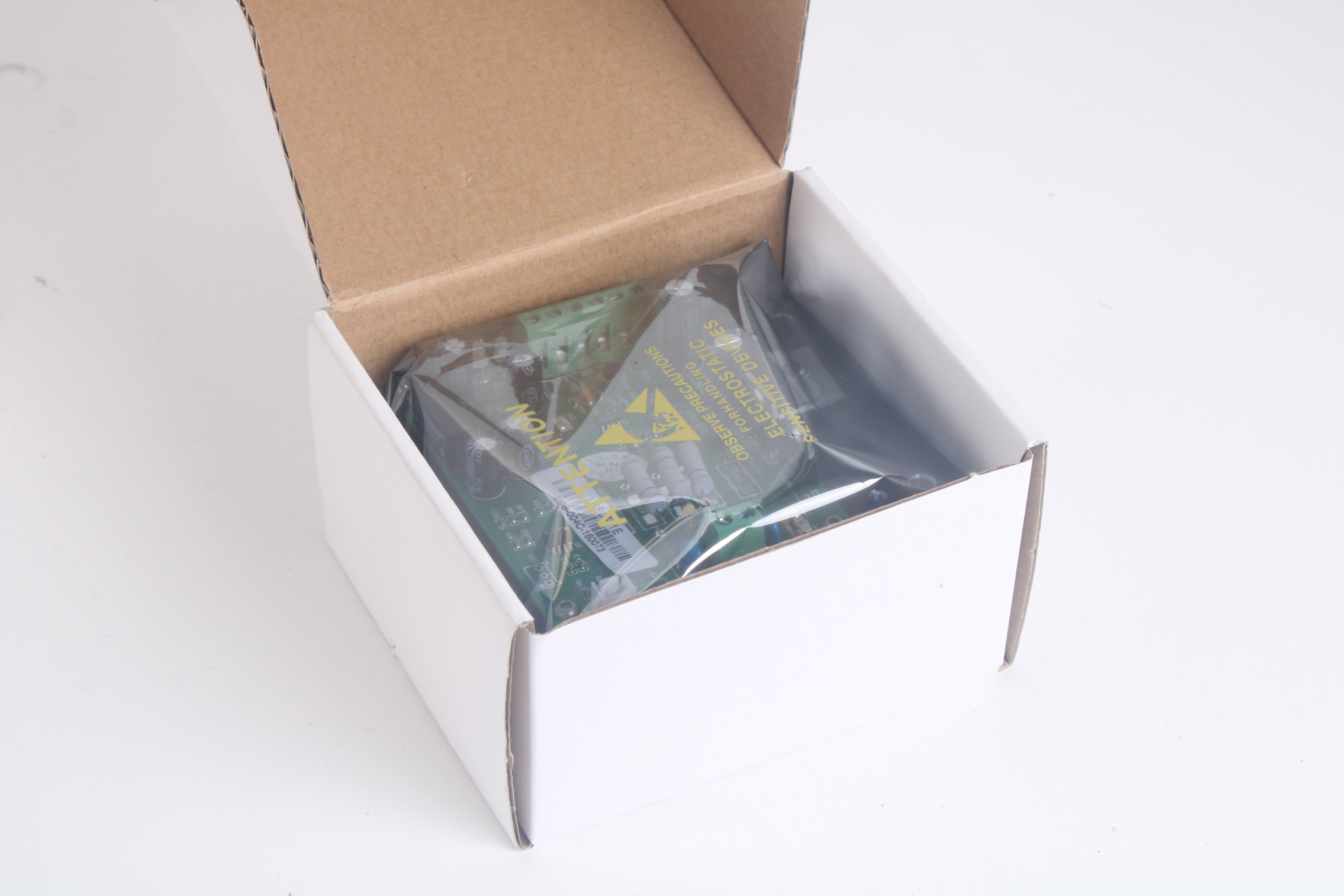 Lcb044 Box LCB-004C-160073 Led Light Source Controller LCB0501E - New-Open Box ...