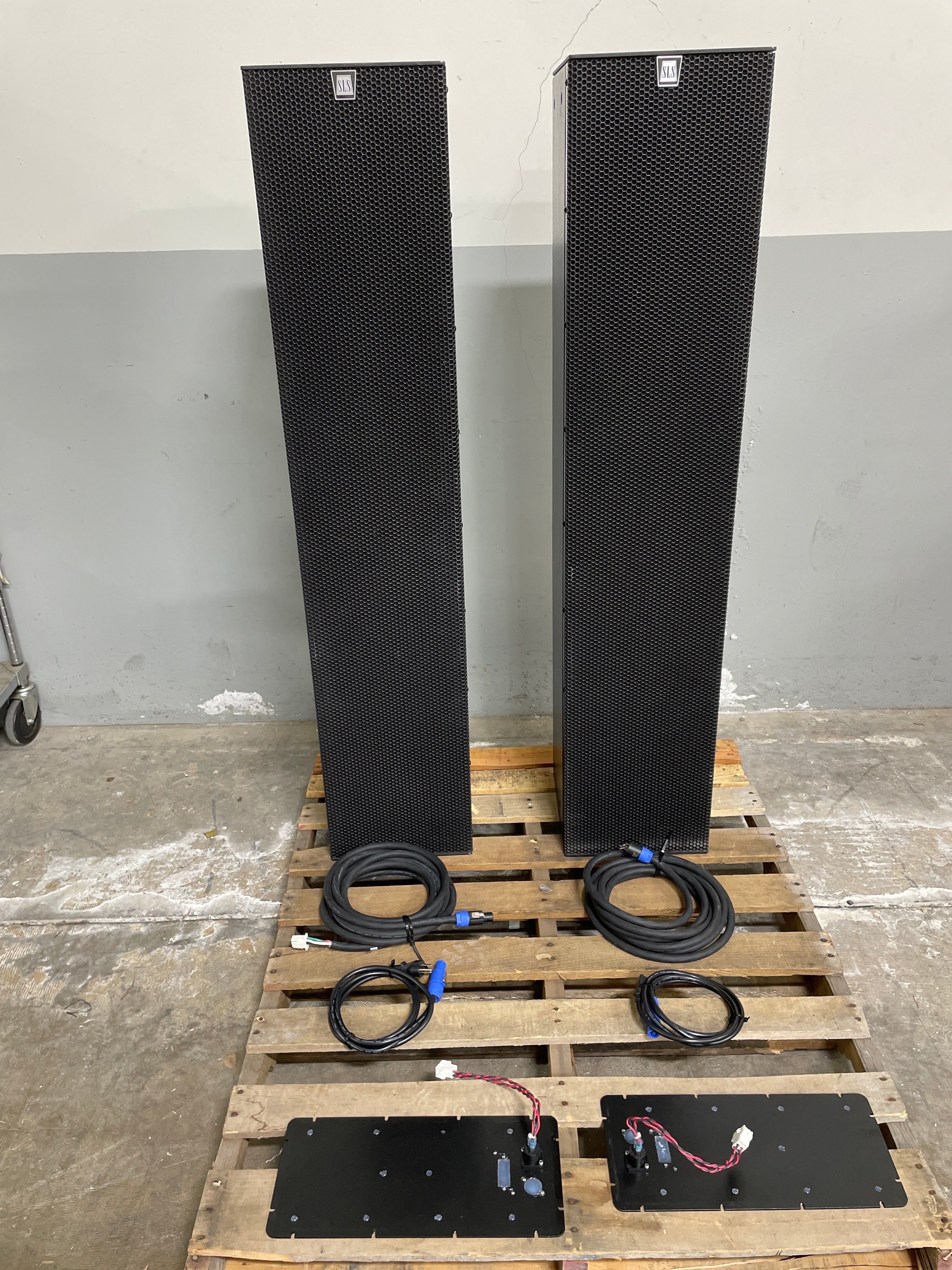 SLS Loudspeakers PLS8695 Speakers - Pair - Powered Compact Line Array ...