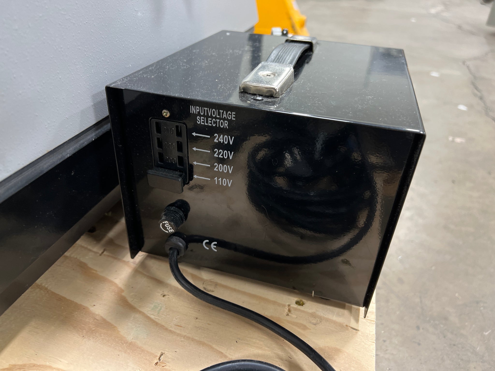 Logitech LP50 Precision Lapping and Polishing Machine System W/ Cylind ...