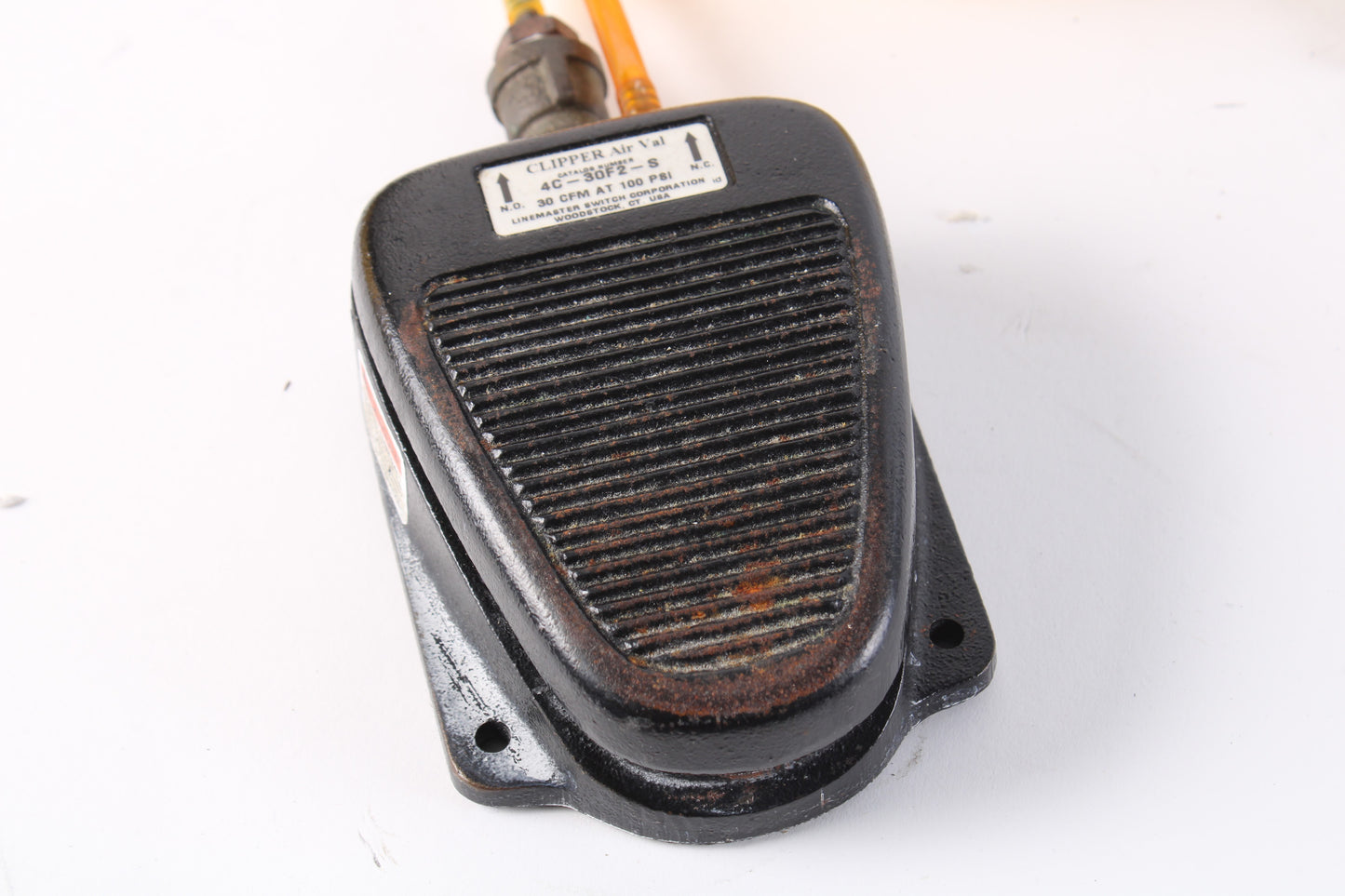 Pedale Pneumatico Linemaster Clipper Air Val 3-30A2-S Usato Ma In Ottime Condizioni