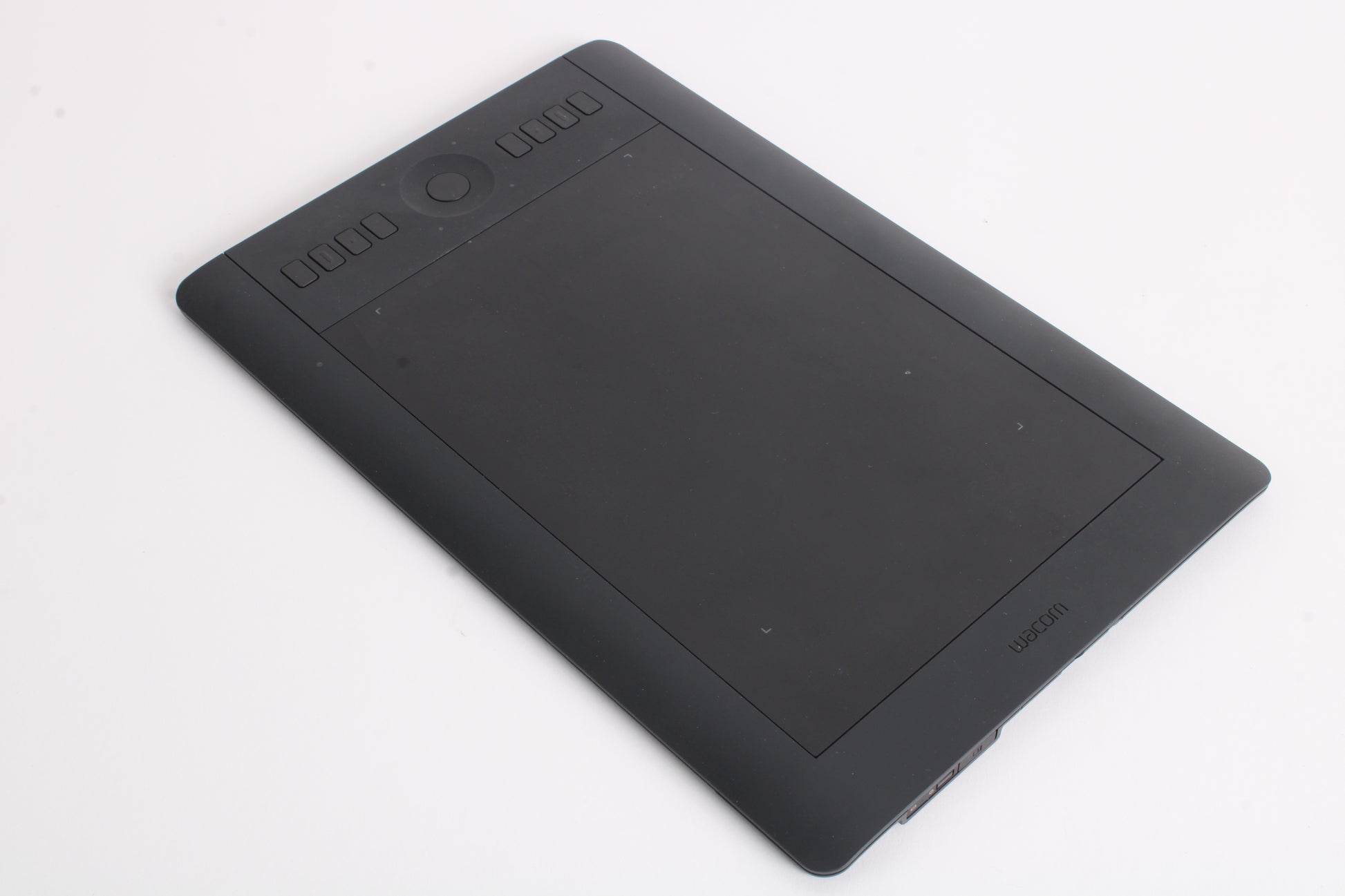 TABLETTE TACTILE WACOM Intuos Pro édition spéciale PTH-651/S1 / MANQUE LE STYLET EUR 50,00 - FR TABLETTE TACTILE WACOM Intuos Pro édition spéciale PTH-651/S1 / MANQUE LE STYLET EUR 50,00 - FR