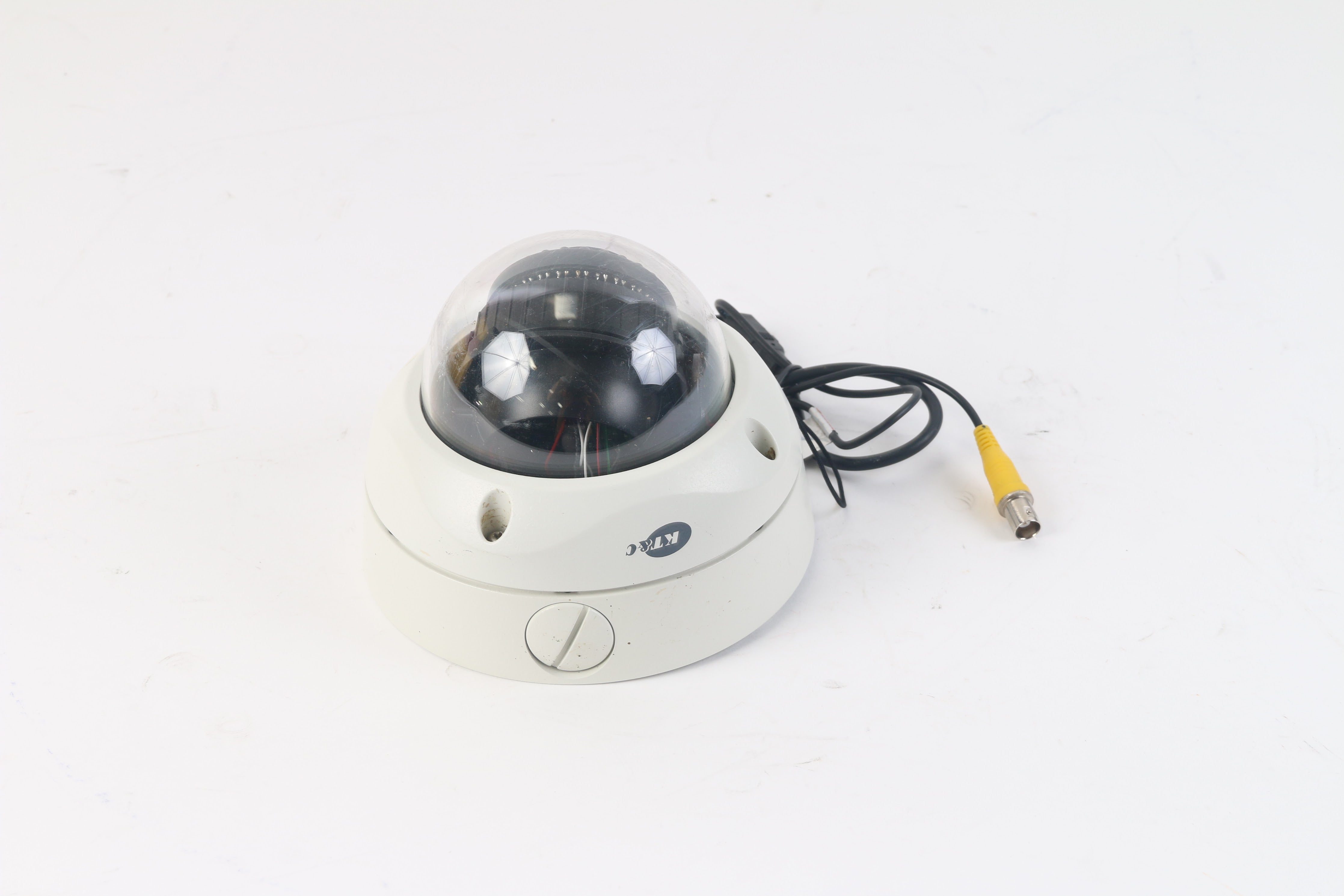KT&C KPC-VNS302NUV10 Outdoor IR Day/Night Vandal Dome Security Camera ...