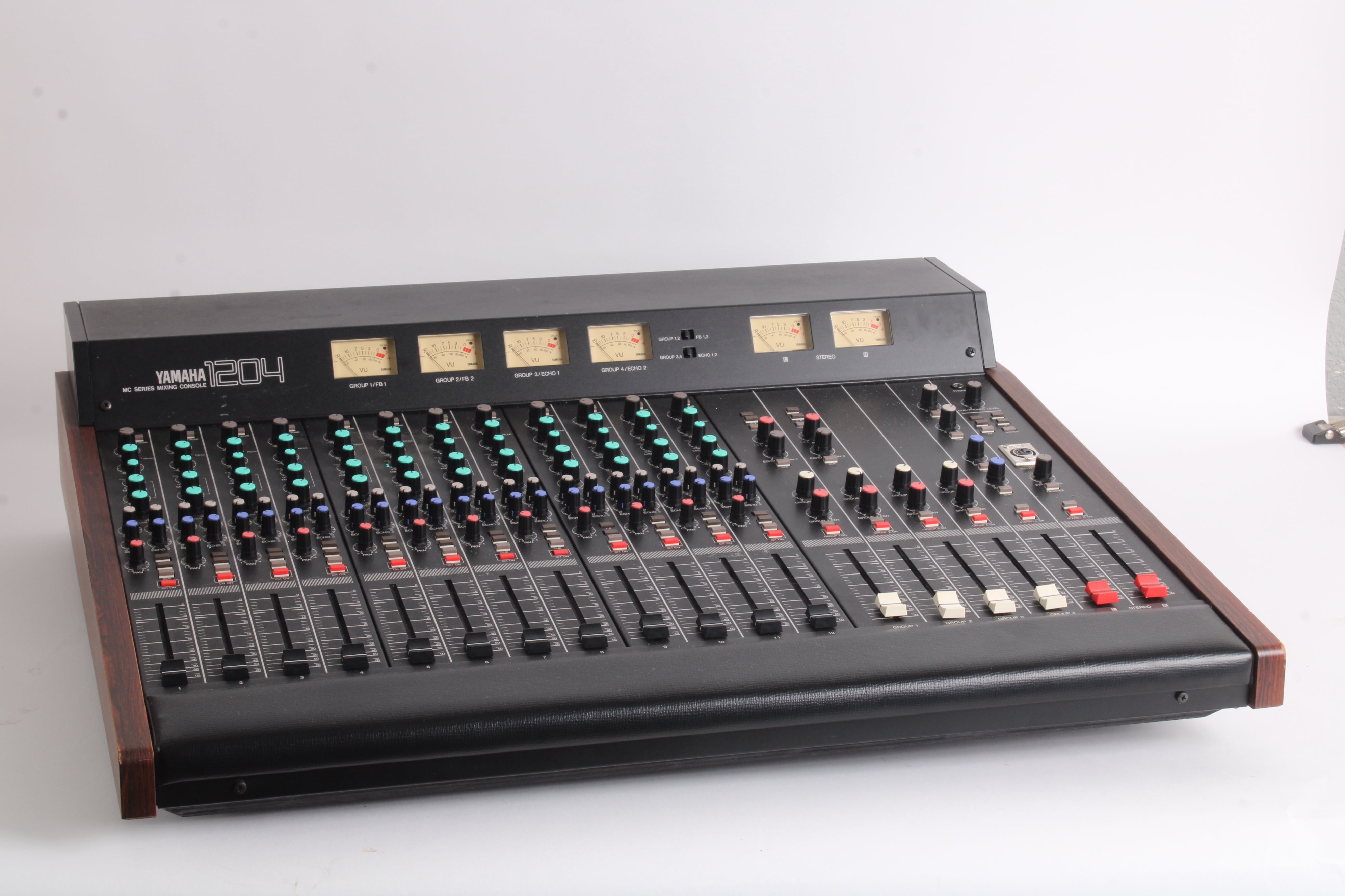 配信機器・PA機器・レコーディング機器 YAMAHA MIXER MC1204 Yamaha MC1204 Analo Audio Mixer Board With Travel Case – NTC Tech