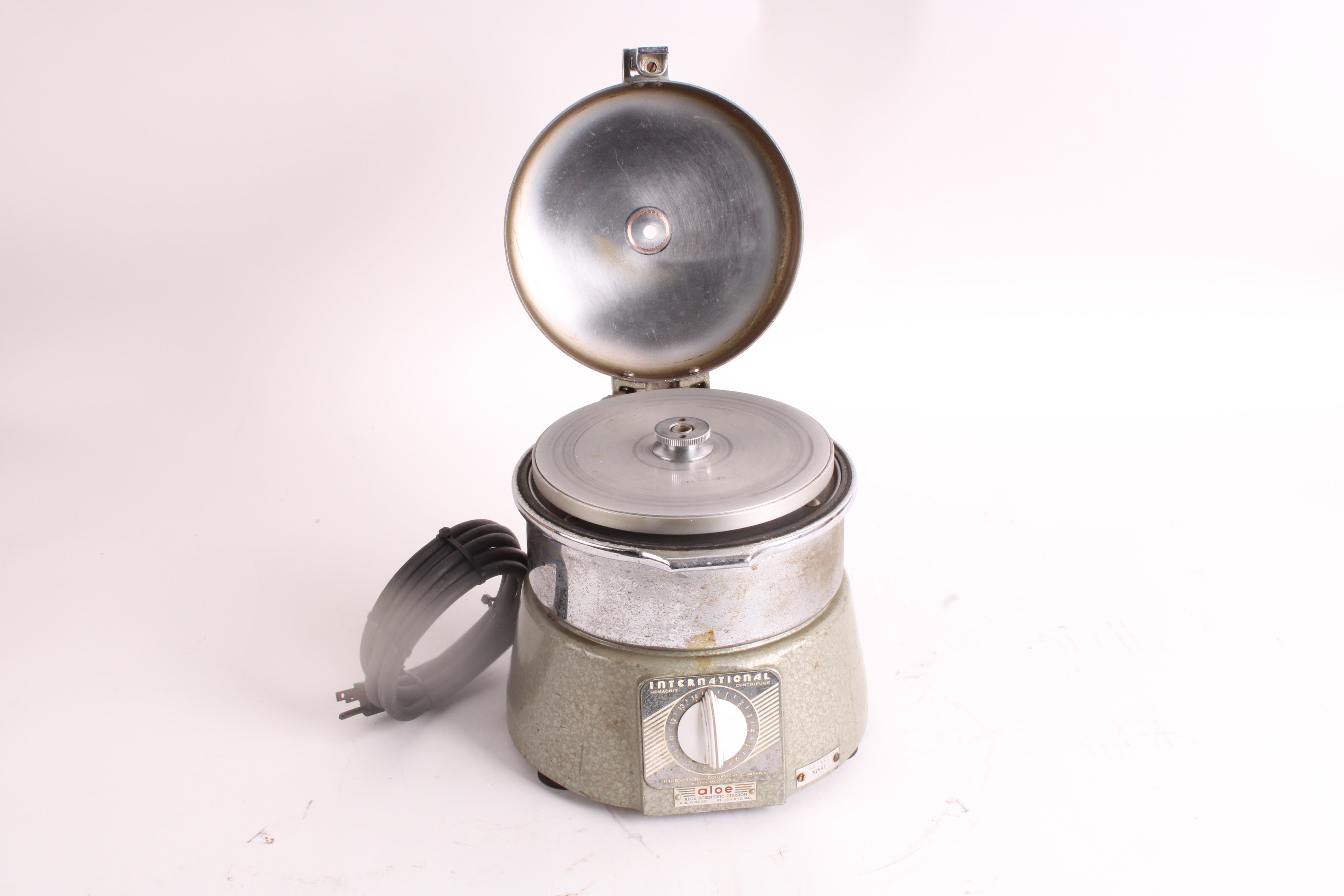 International Centrifuge Vintage W/ International Cat 275 Rotor - Fair ...