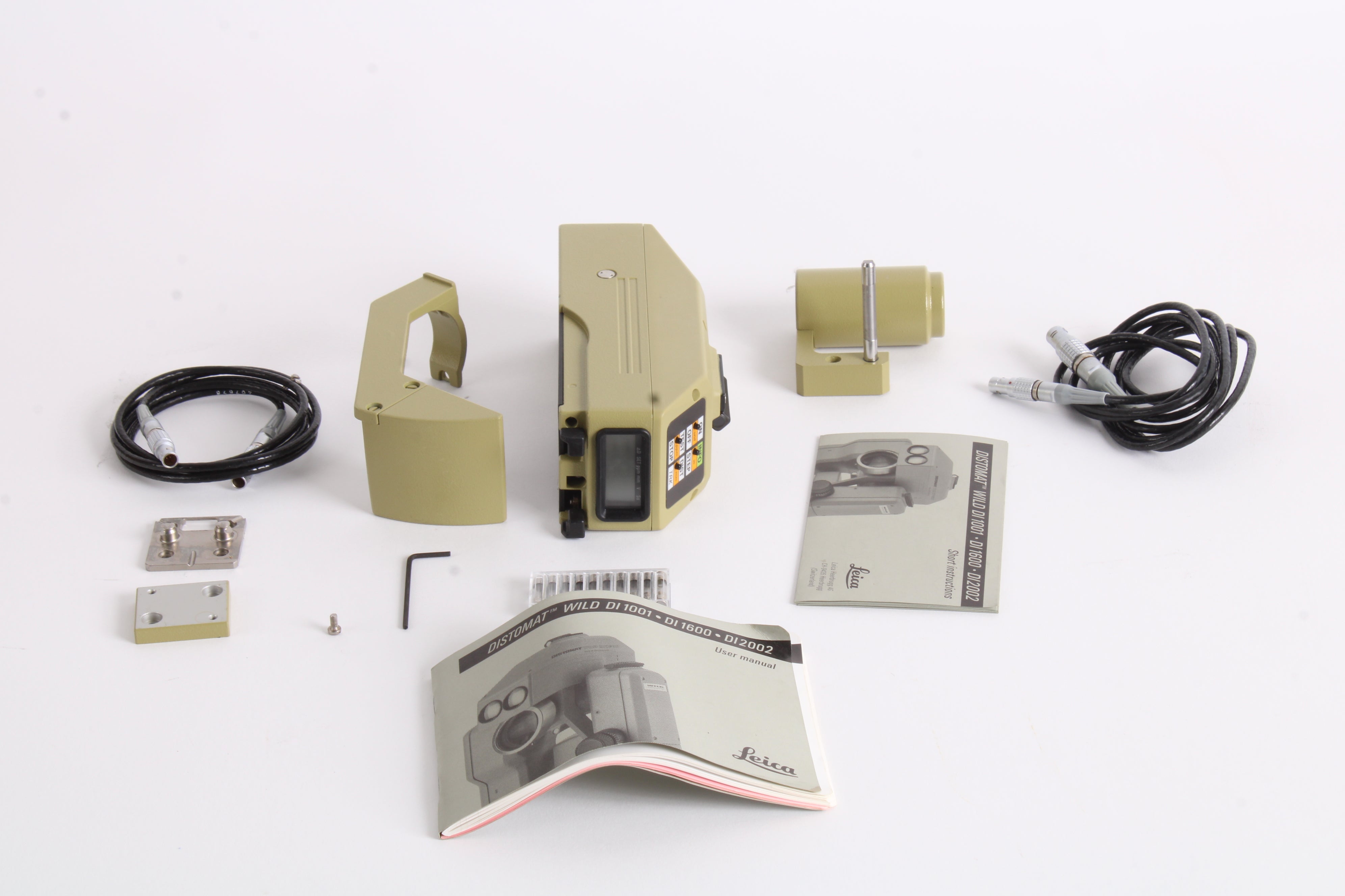 Leica Distomat WILD DI2002 Distance Meter With Case And Accessories leica-distomat-wild-di2002-distance-meter-with-case-and-accessories