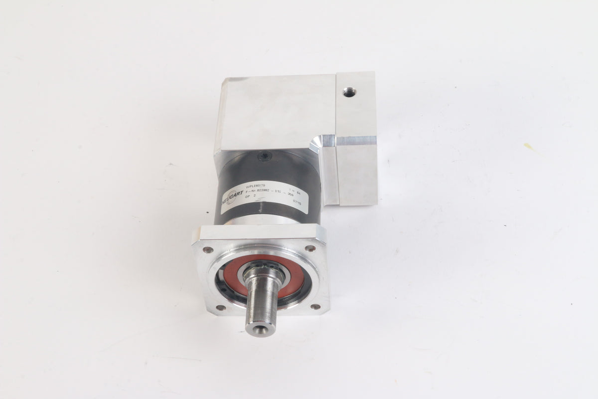 ACD GM 8 05.3 00R.96 005G Synchron Servomotor + NEUGART WPLQE060 Winkelgetriebe EUR 249,00 DE ACD GM 8 05.3 00R.96 005G Synchron Servomotor + NEUGART WPLQE060 Winkelgetriebe EUR 249,00 DE