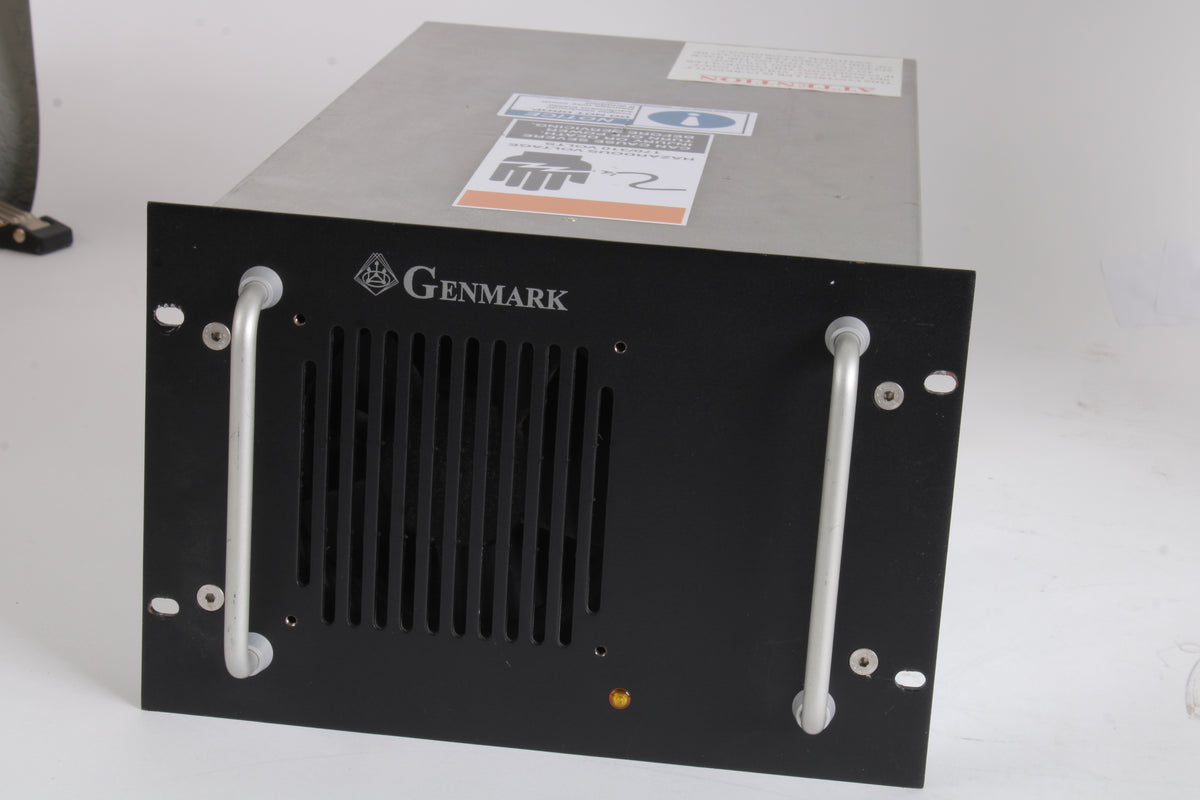 Genmark Genmark Gencobot 4/3L Robot W/ Genmark SMALL 9800106831 controller and ...